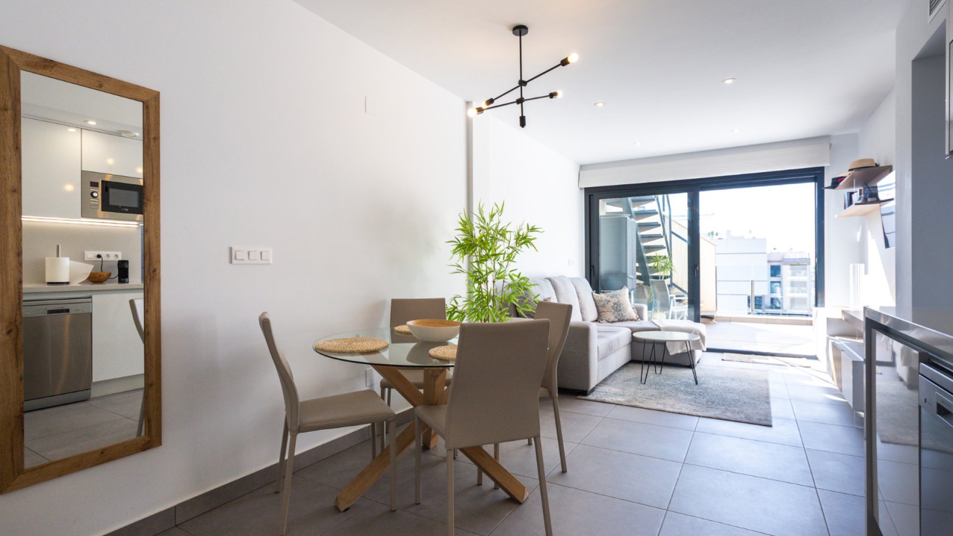 Resale - Apartments -
Orihuela Costa - Villamartín