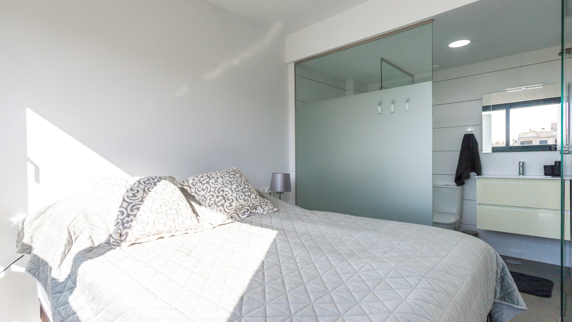 Resale - Apartments -
Orihuela Costa - Villamartín