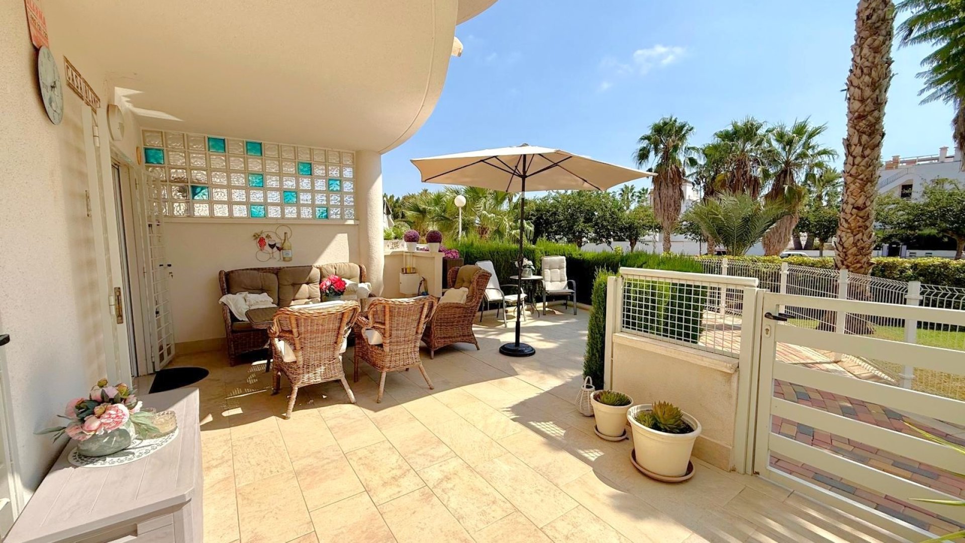 Resale - Apartments -
Orihuela Costa - Villamartín