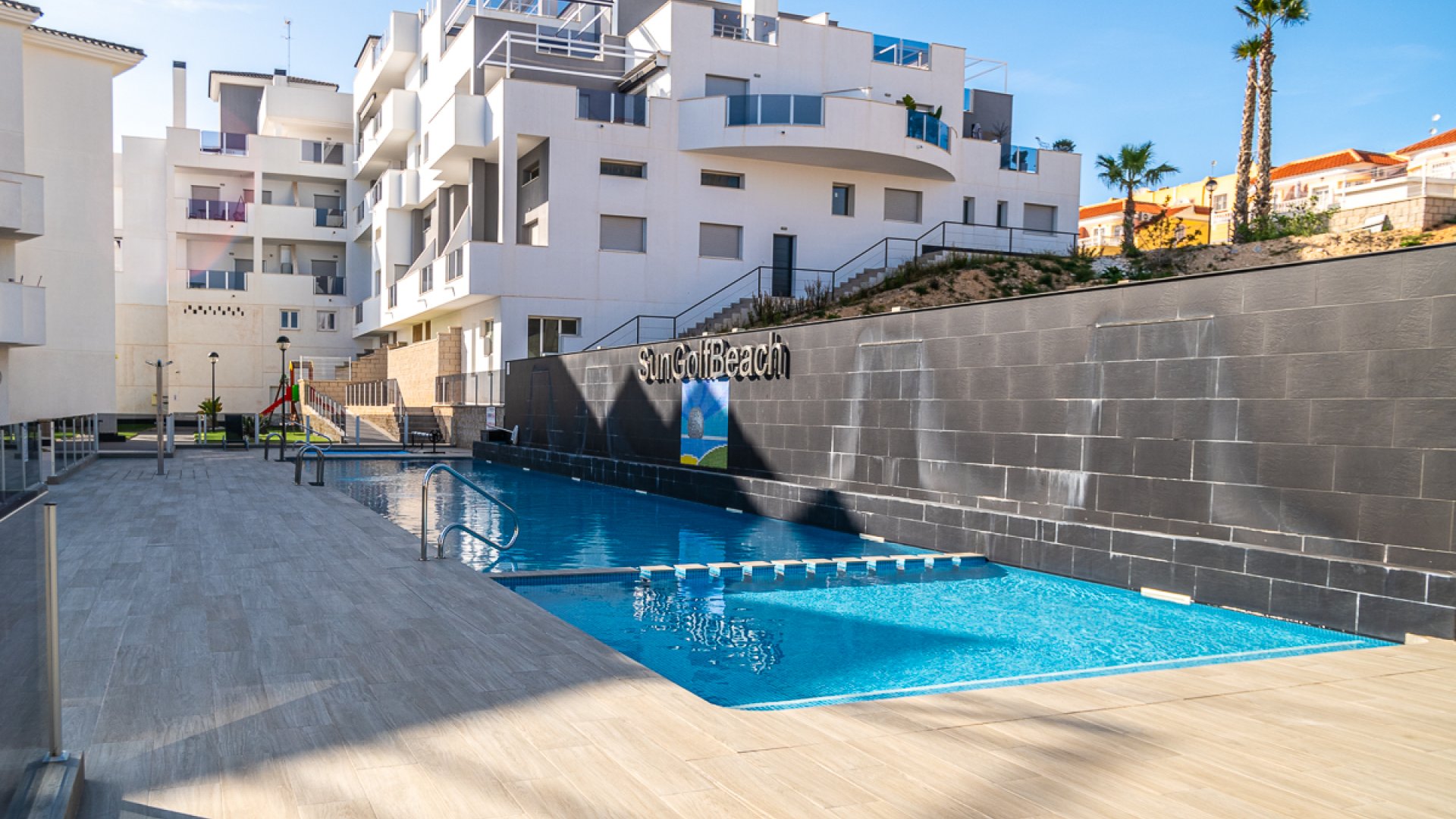 Resale - Apartments -
Orihuela Costa - Villamartín