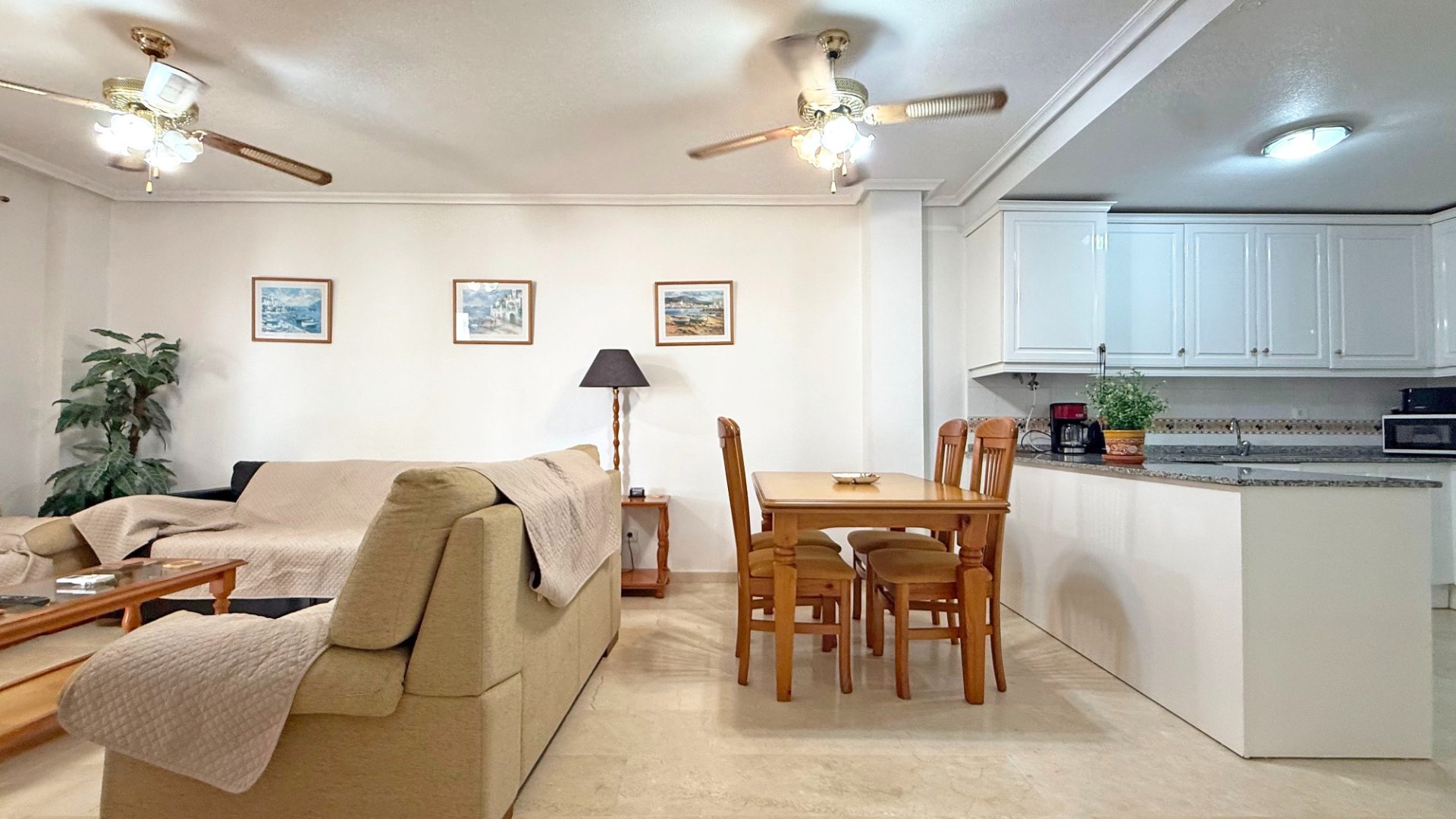 Resale - Apartments -
Orihuela Costa - Villamartín