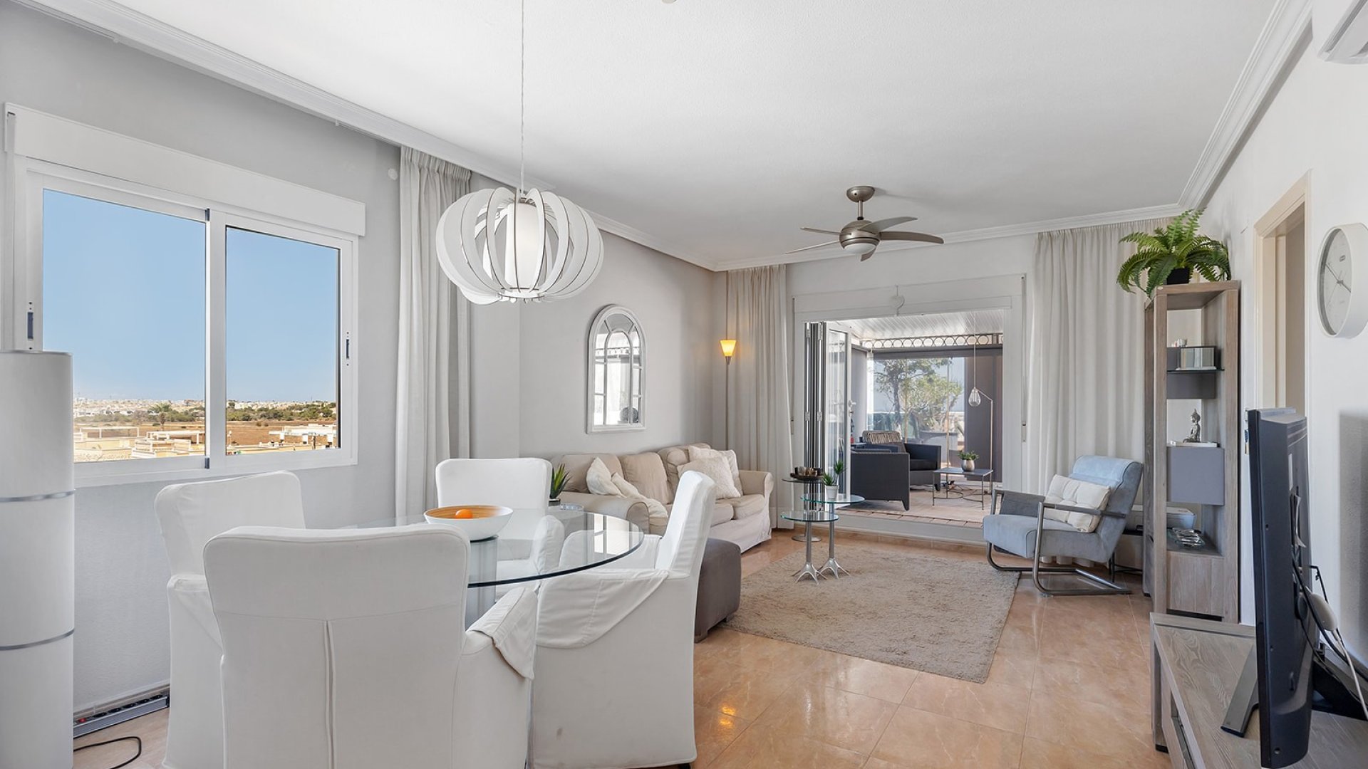 Resale - Apartments -
Orihuela Costa - Villamartín