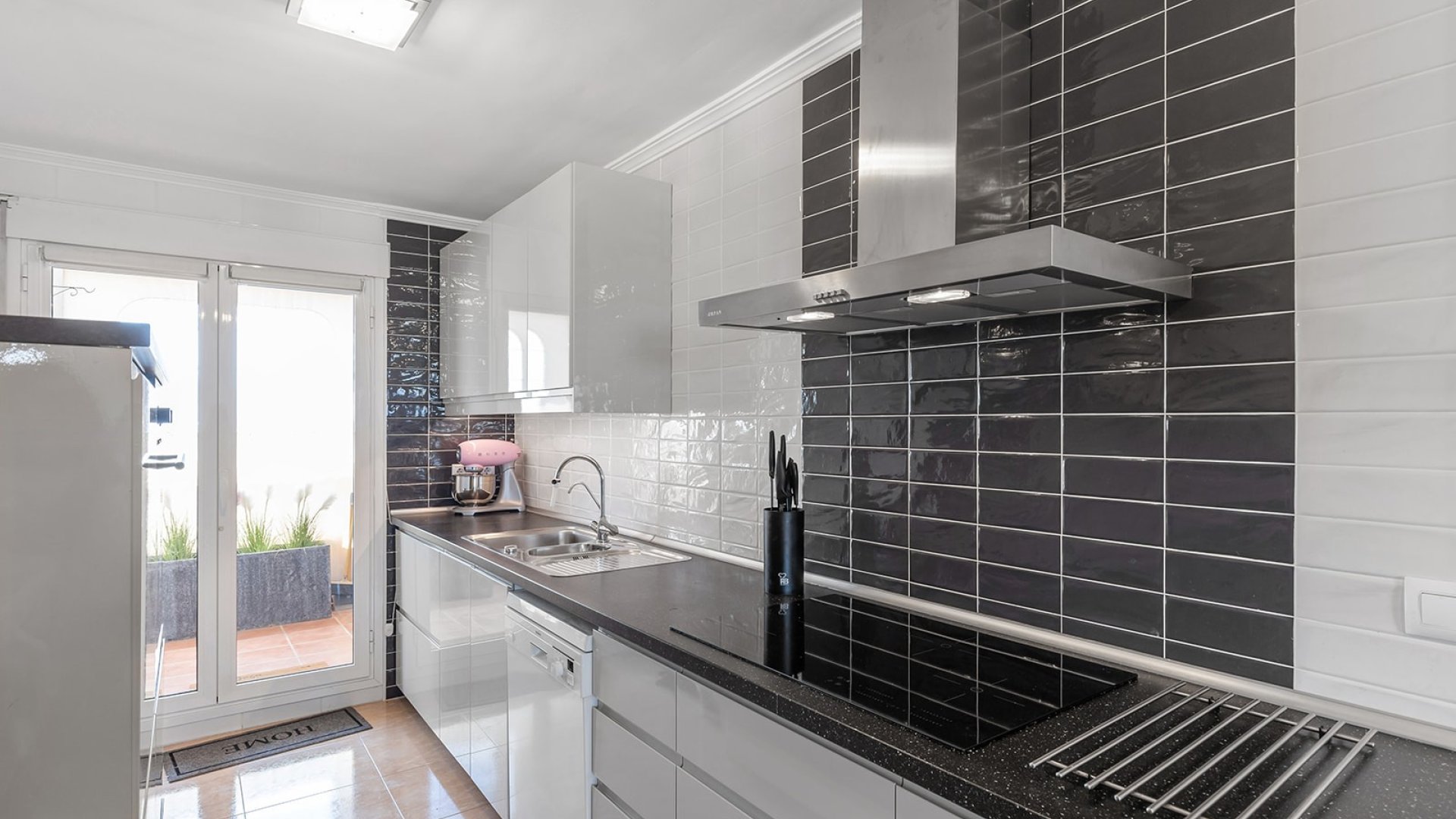 Resale - Apartments -
Orihuela Costa - Villamartín