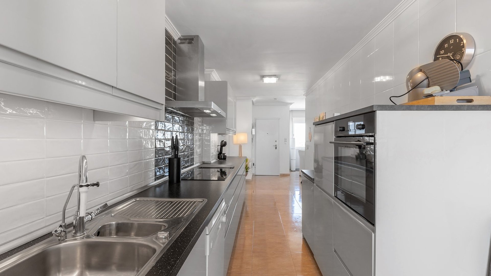 Resale - Apartments -
Orihuela Costa - Villamartín