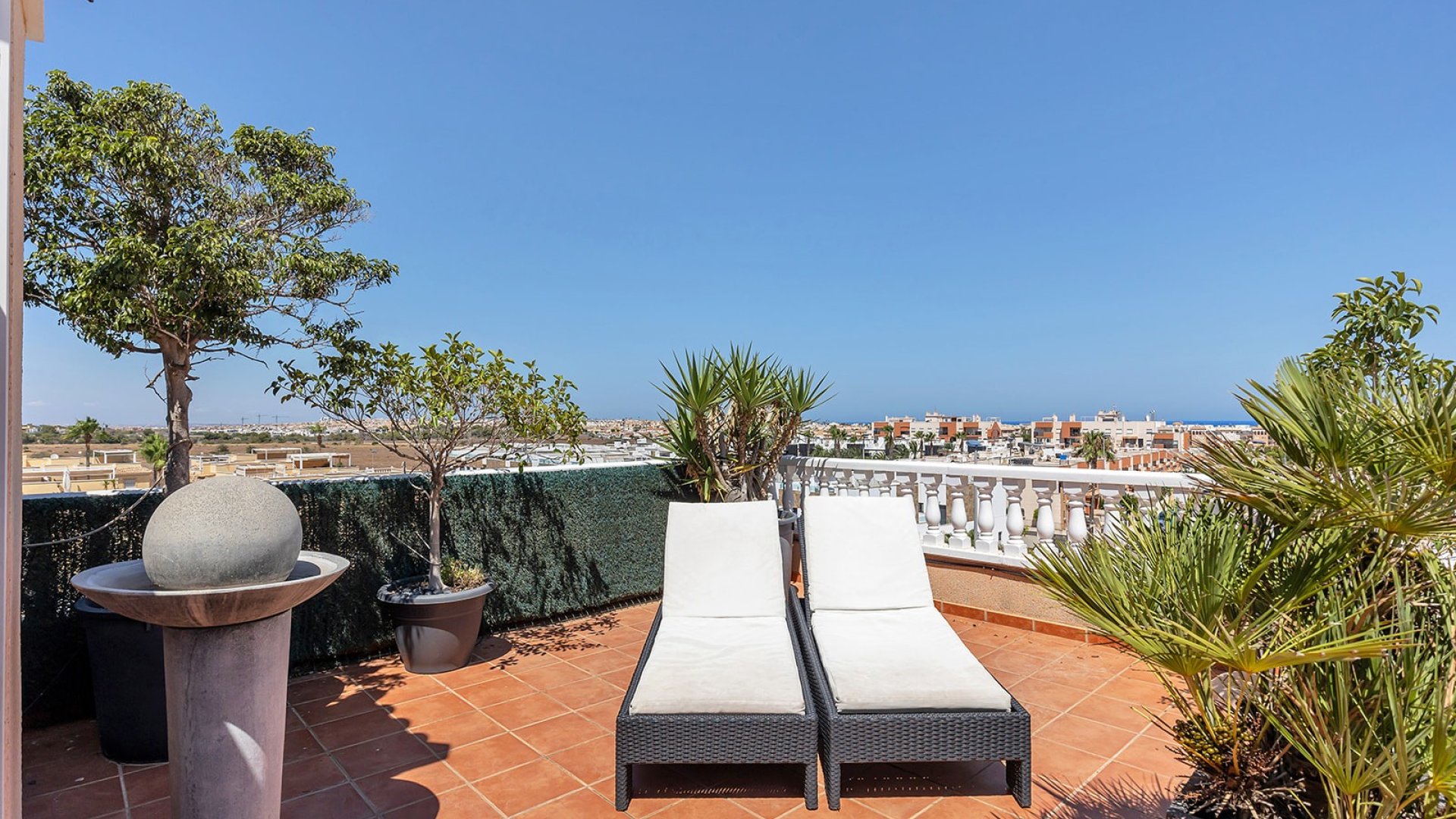 Resale - Apartments -
Orihuela Costa - Villamartín