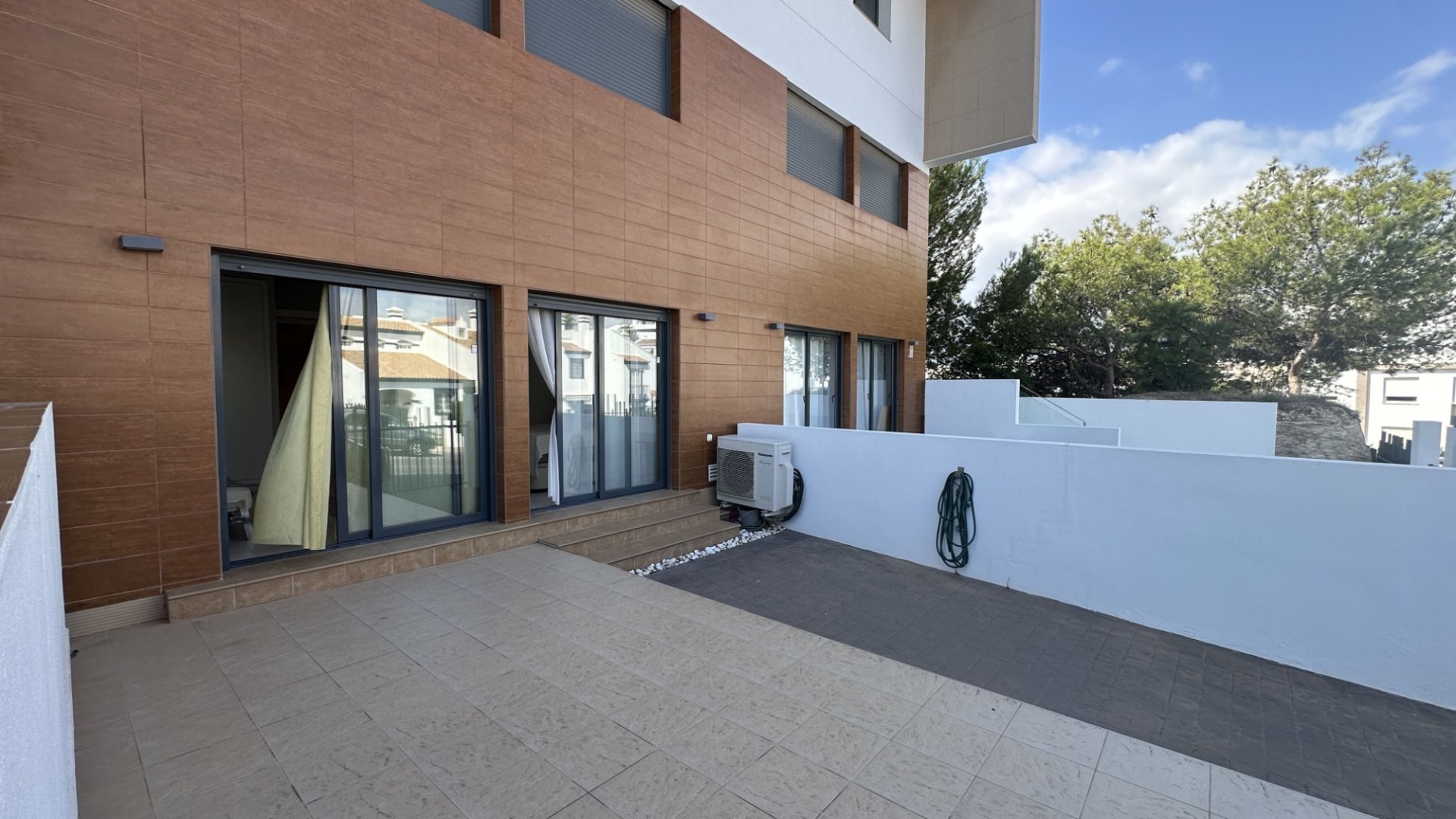 Resale - Apartments -
Orihuela Costa - Villamartín