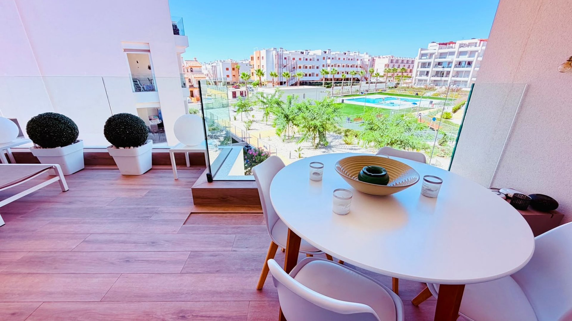 Resale - Apartments -
Orihuela Costa
