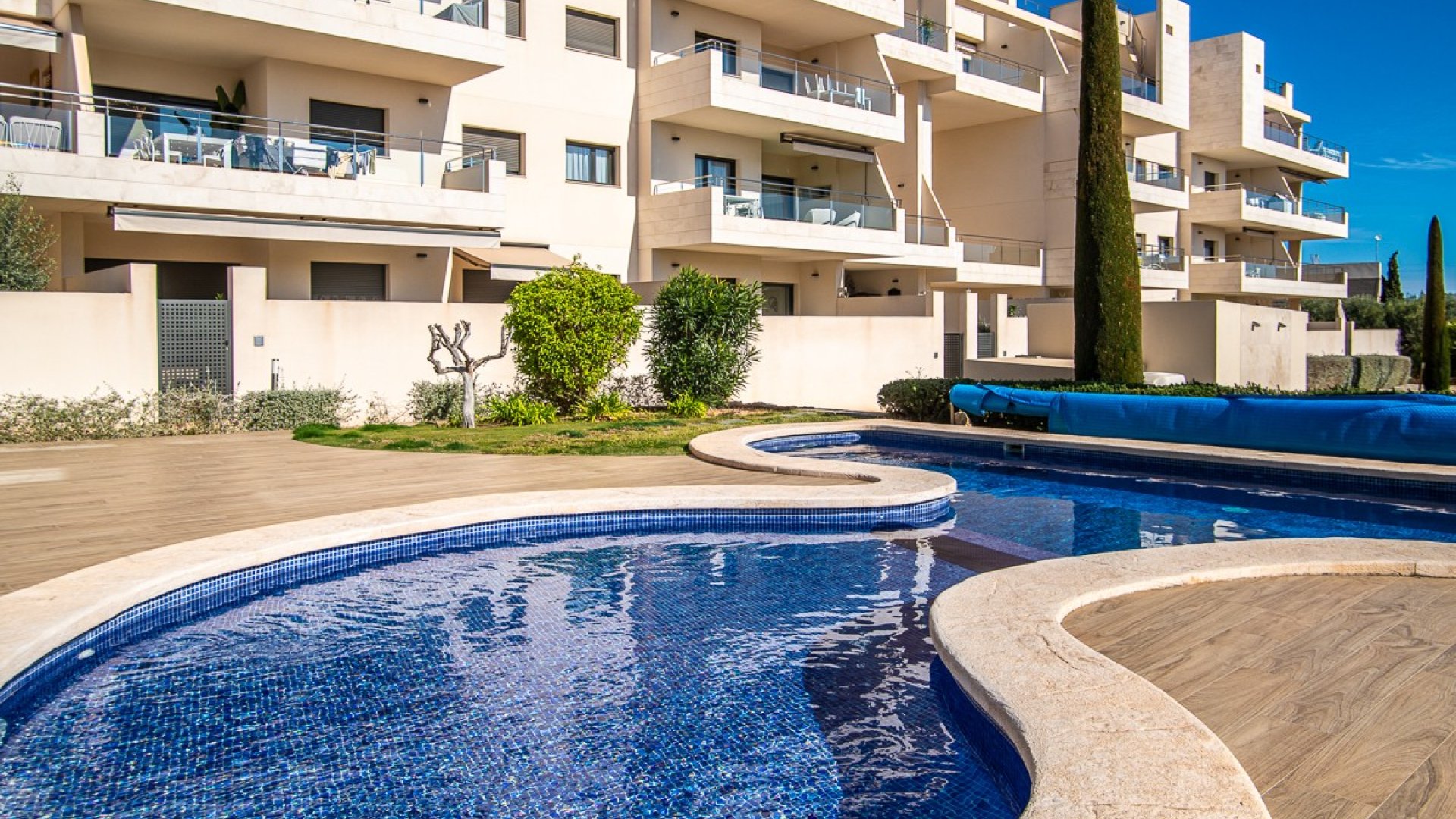 Resale - Apartments -
Orihuela Costa