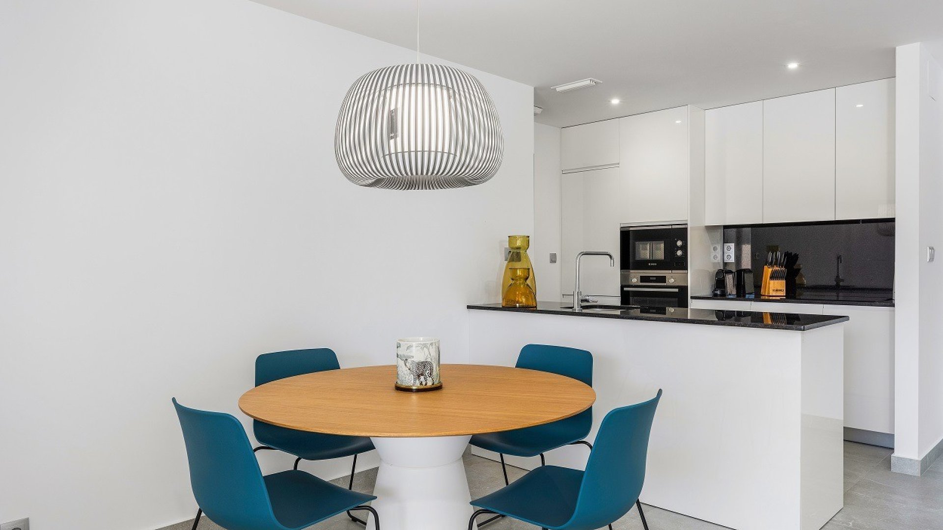 Resale - Apartments -
Orihuela Costa