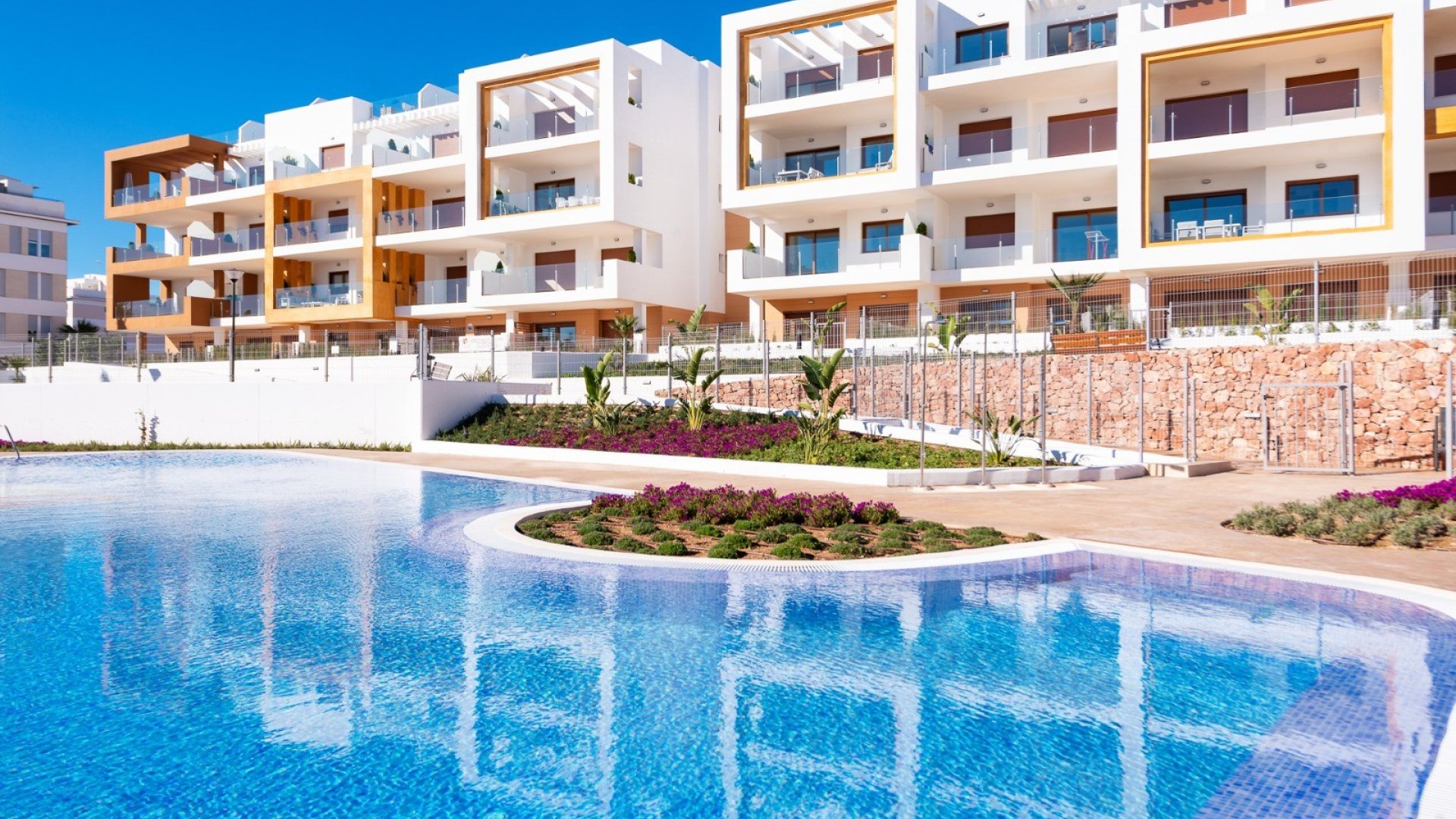 Resale - Apartments -
Orihuela Costa