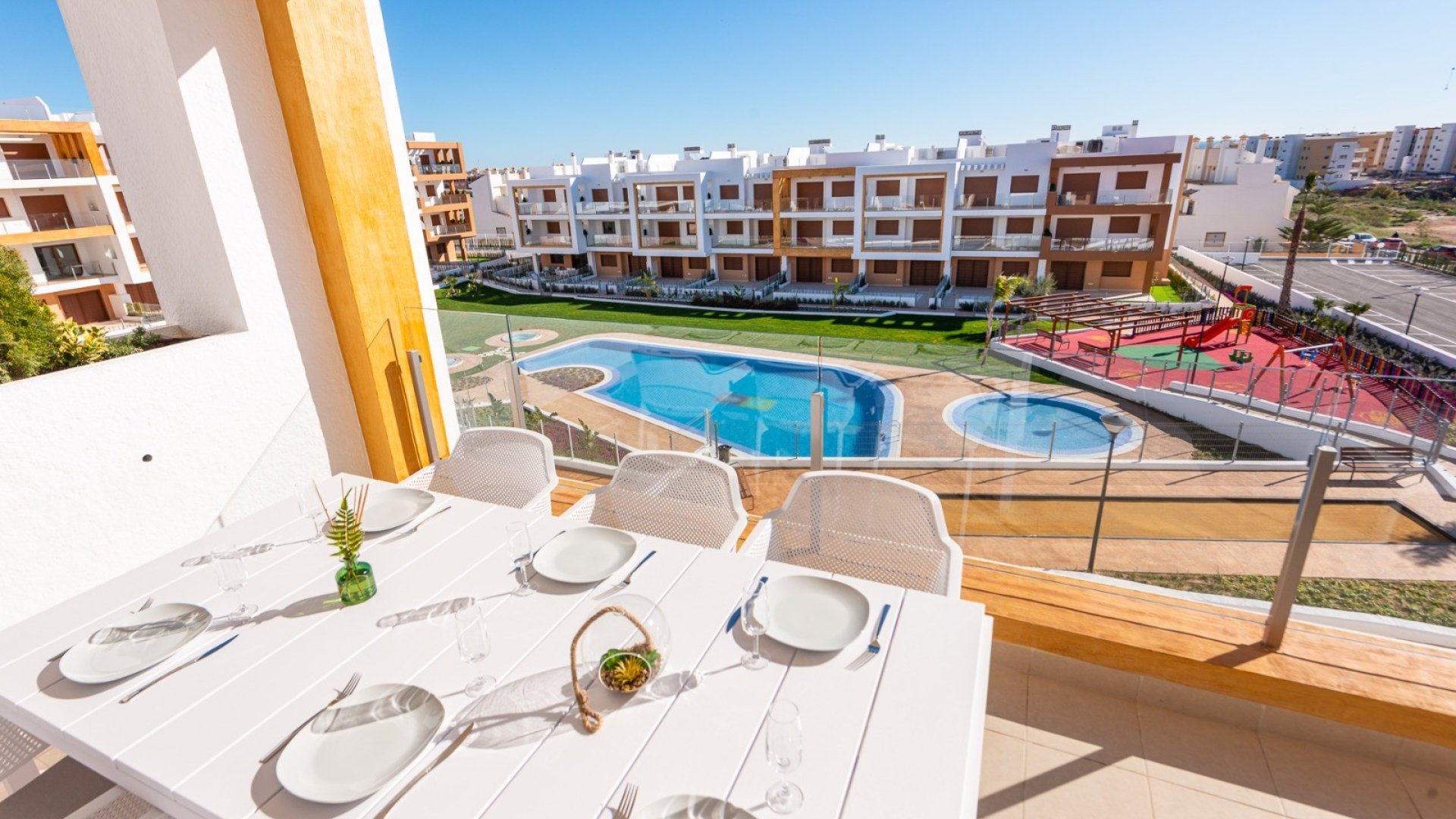 Resale - Apartments -
Orihuela Costa