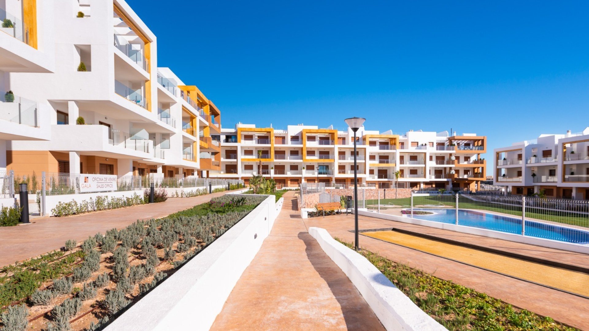 Resale - Apartments -
Orihuela Costa