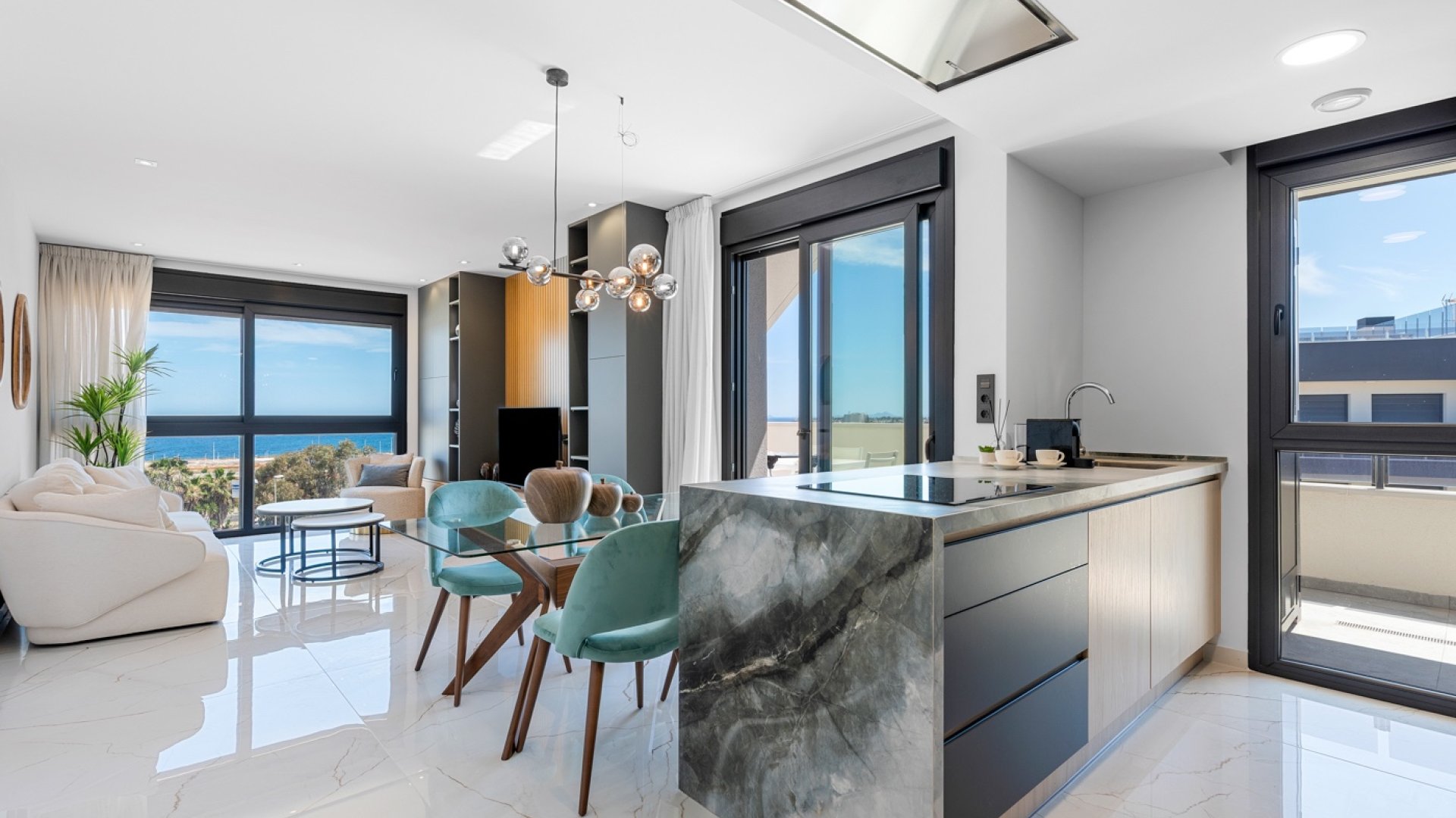 Resale - Apartments -
Orihuela Costa