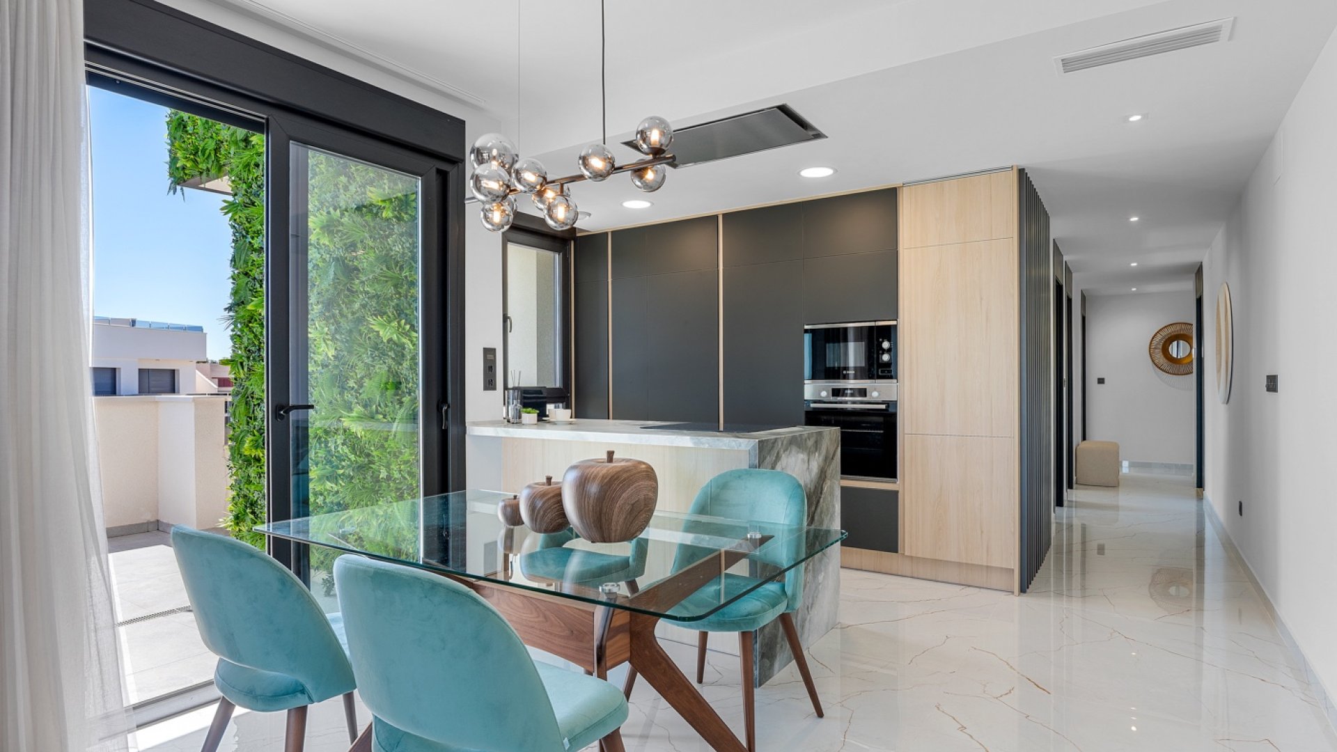 Resale - Apartments -
Orihuela Costa