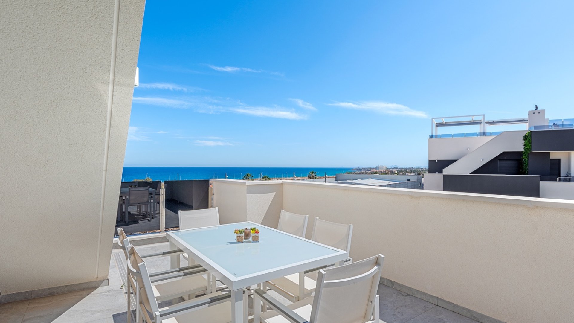 Resale - Apartments -
Orihuela Costa