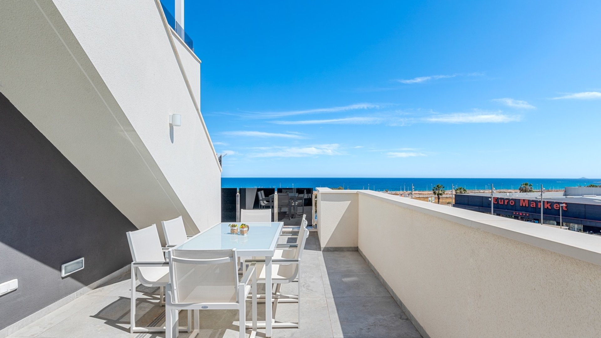 Resale - Apartments -
Orihuela Costa