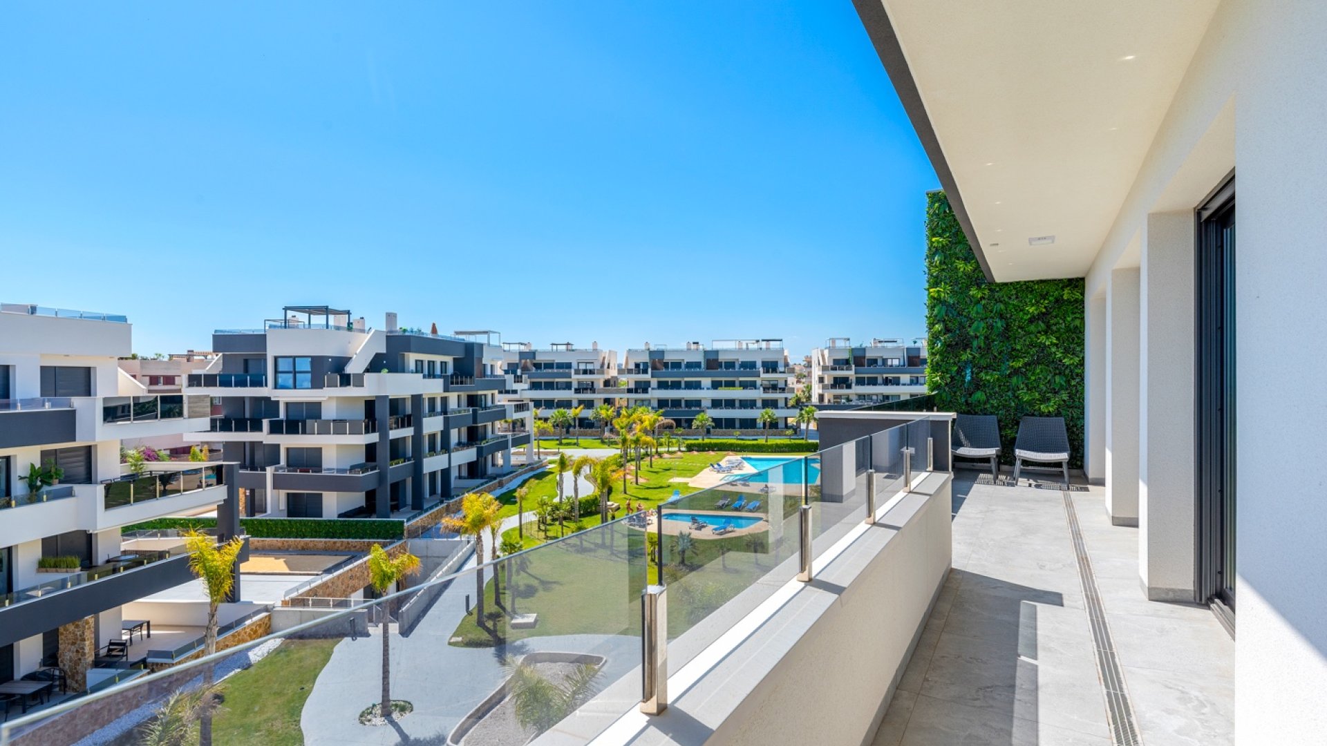 Resale - Apartments -
Orihuela Costa
