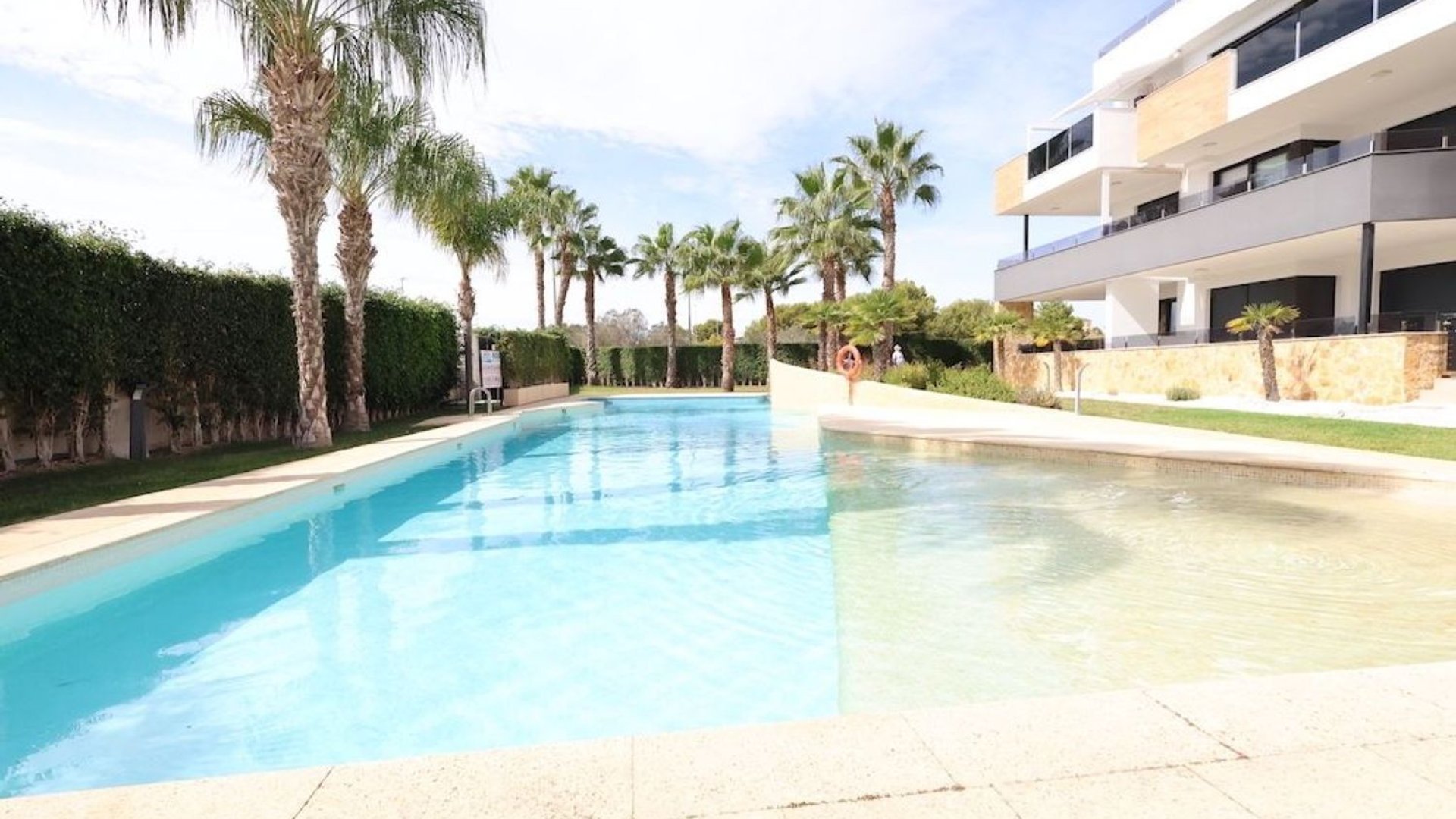 Resale - Apartments -
Orihuela Costa