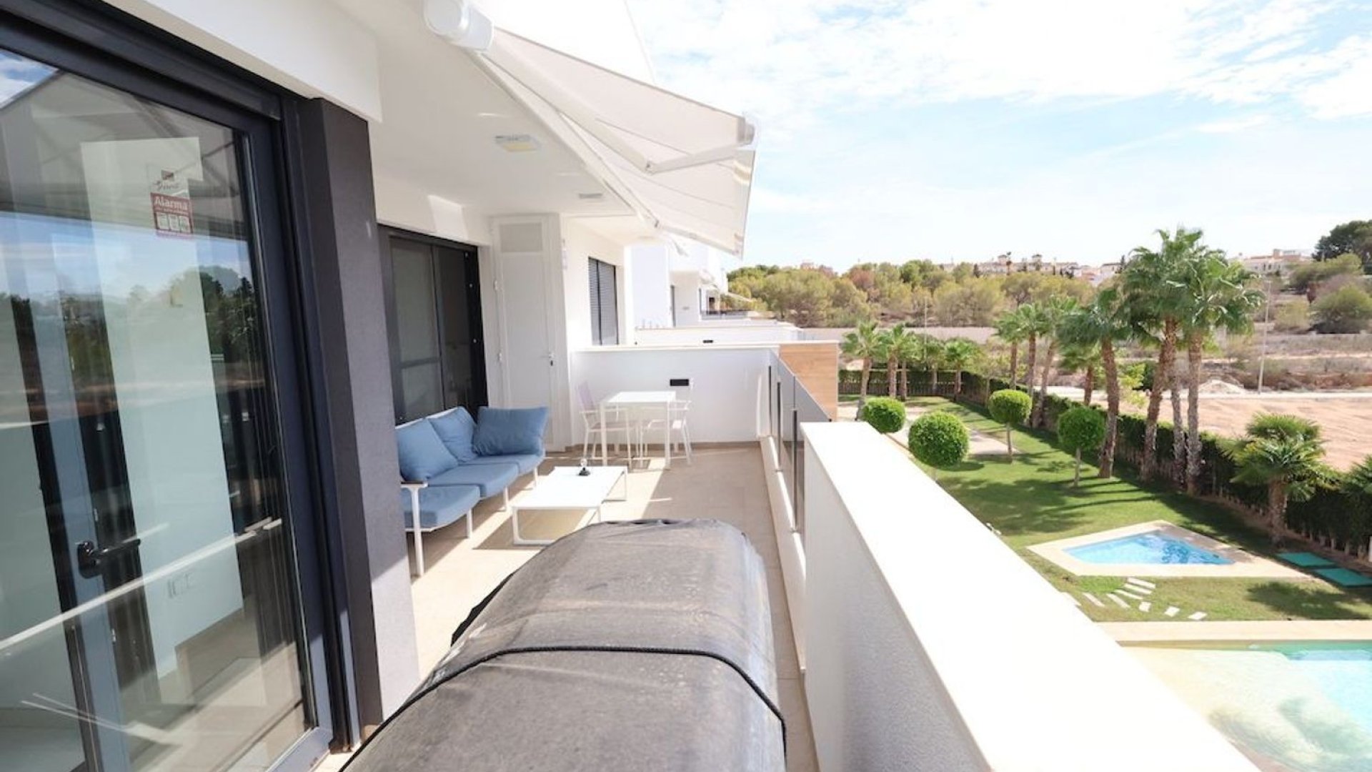 Resale - Apartments -
Orihuela Costa