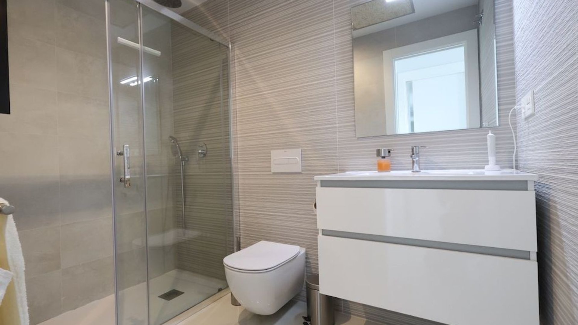 Resale - Apartments -
Orihuela Costa