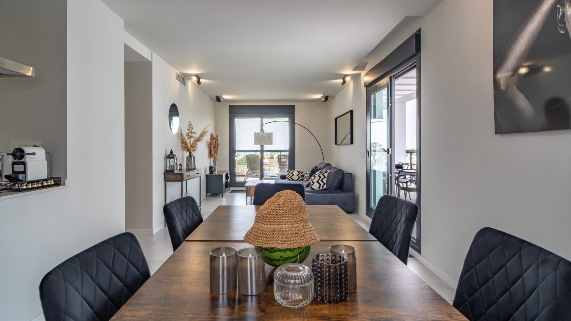 Resale - Apartments -
Pilar de la Horadada - Mil Palmeras