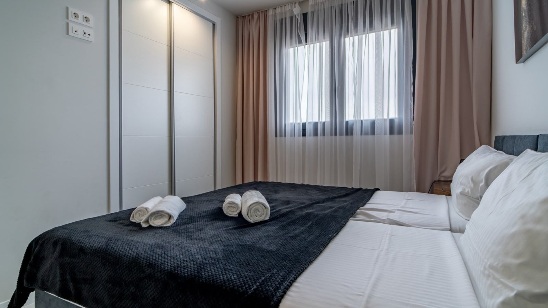 Resale - Apartments -
Pilar de la Horadada - Mil Palmeras