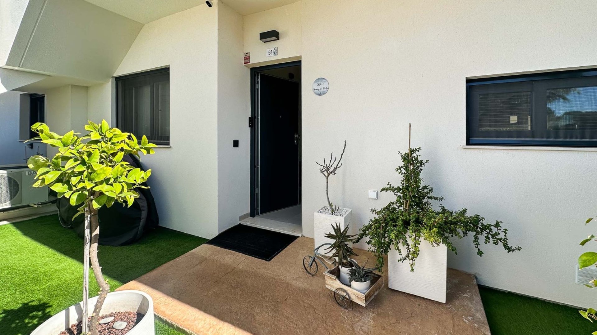 Resale - Apartments -
Pilar de la Horadada