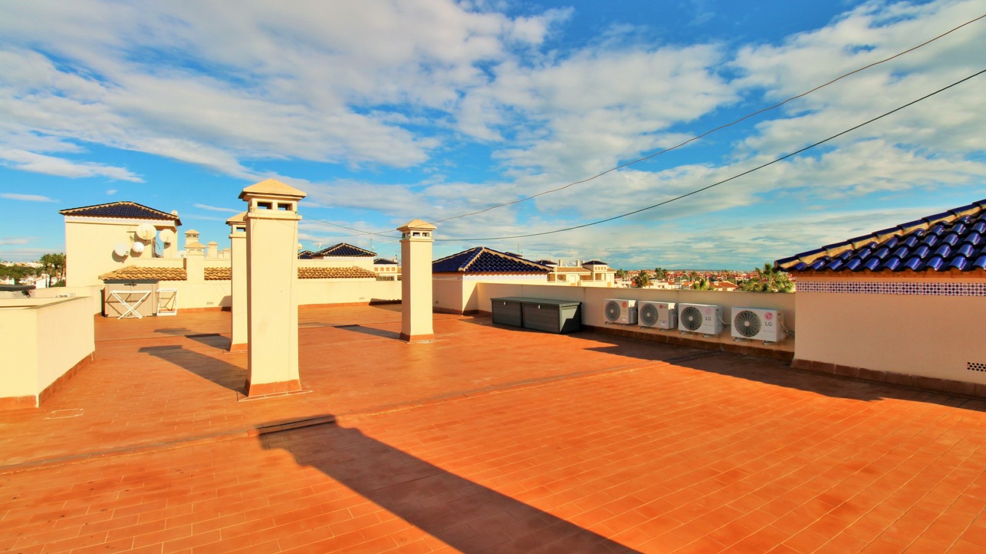 Resale - Apartments -
Playa Flamenca