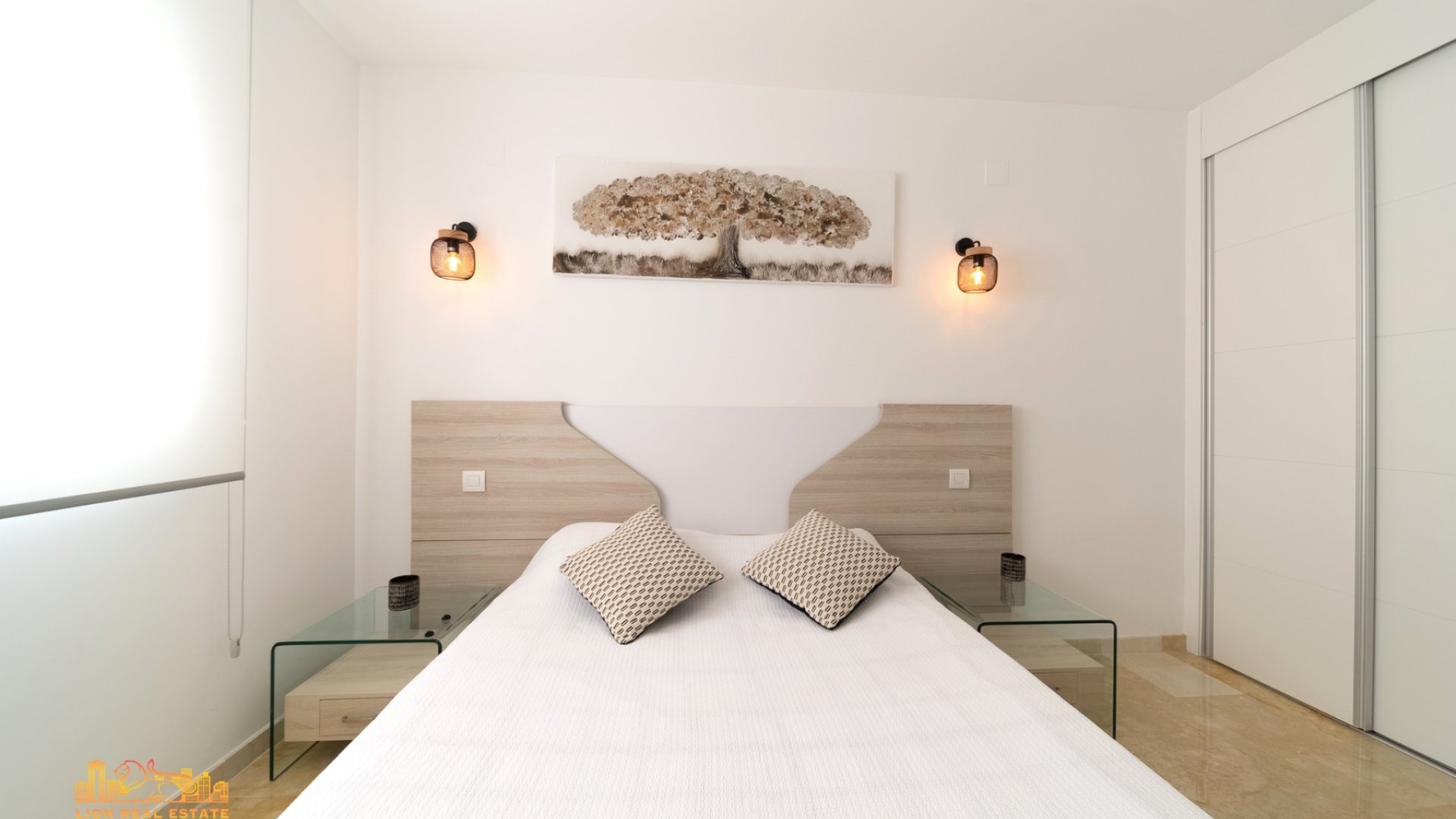 Resale - Apartments -
Punta Prima