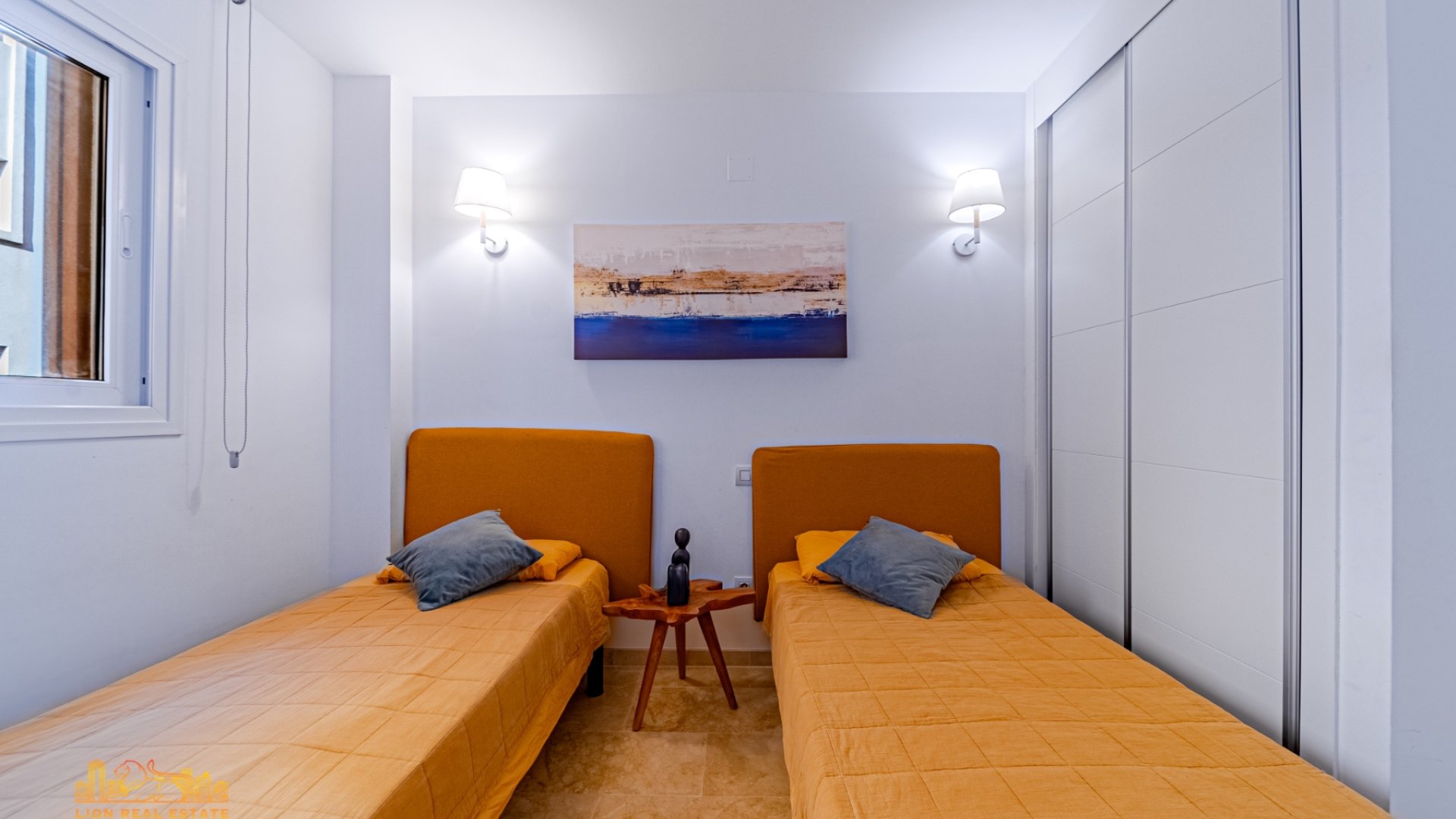 Resale - Apartments -
Punta Prima