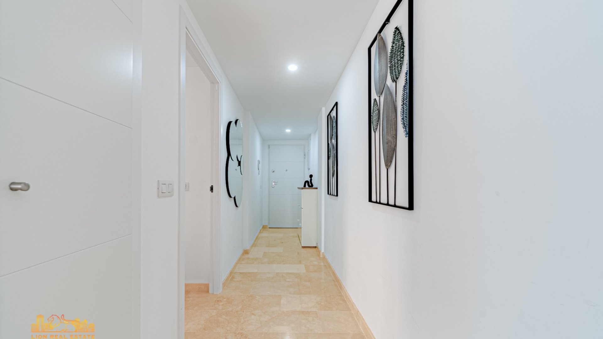 Resale - Apartments -
Punta Prima