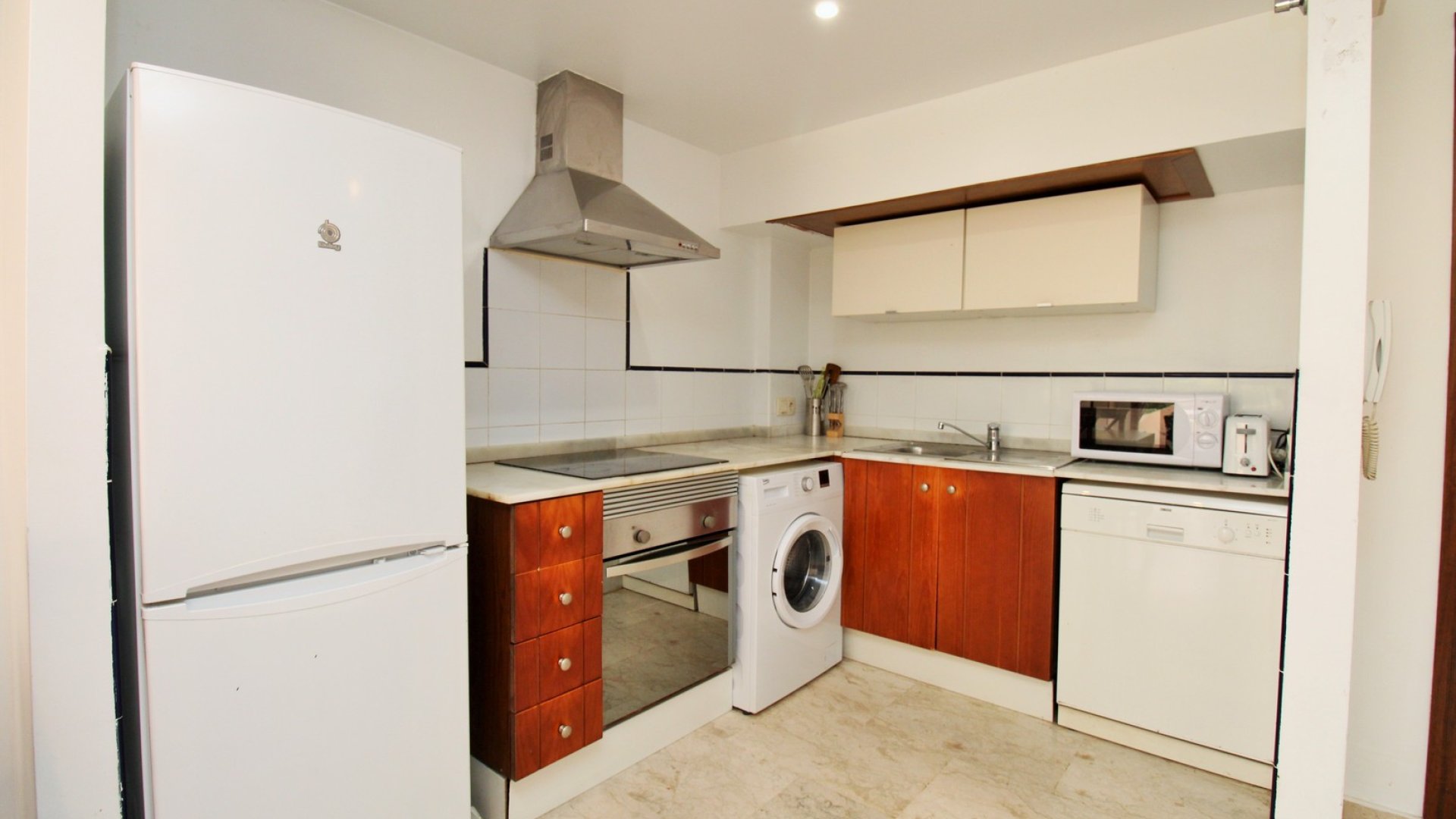 Resale - Apartments -
Punta Prima