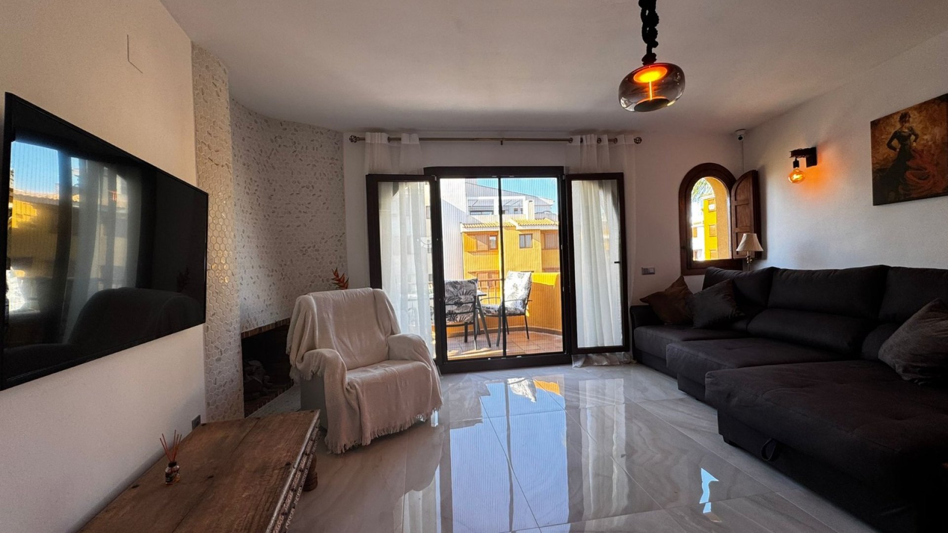 Resale - Apartments -
Punta Prima