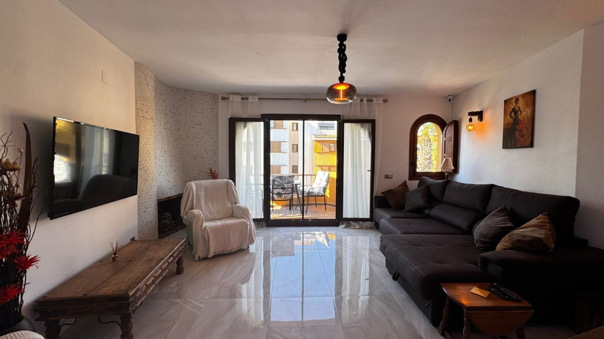 Resale - Apartments -
Punta Prima