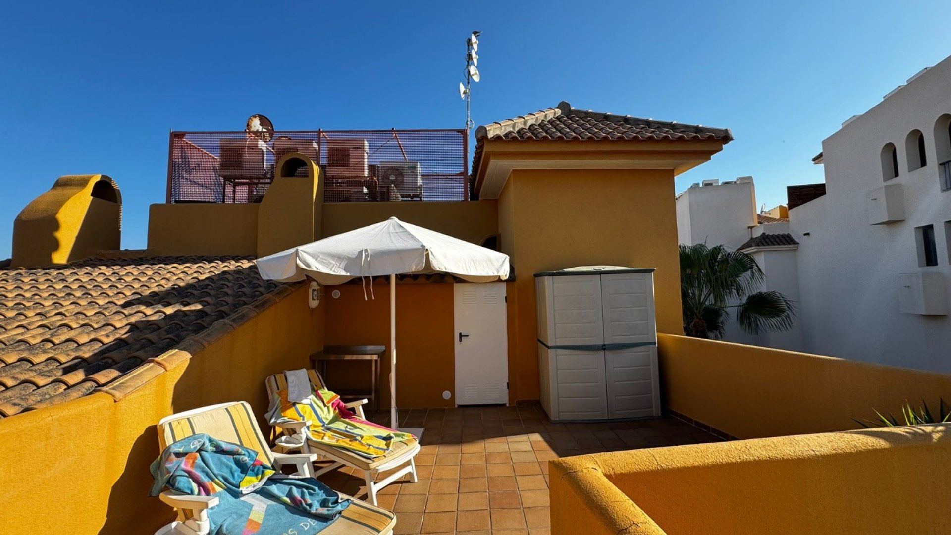 Resale - Apartments -
Punta Prima