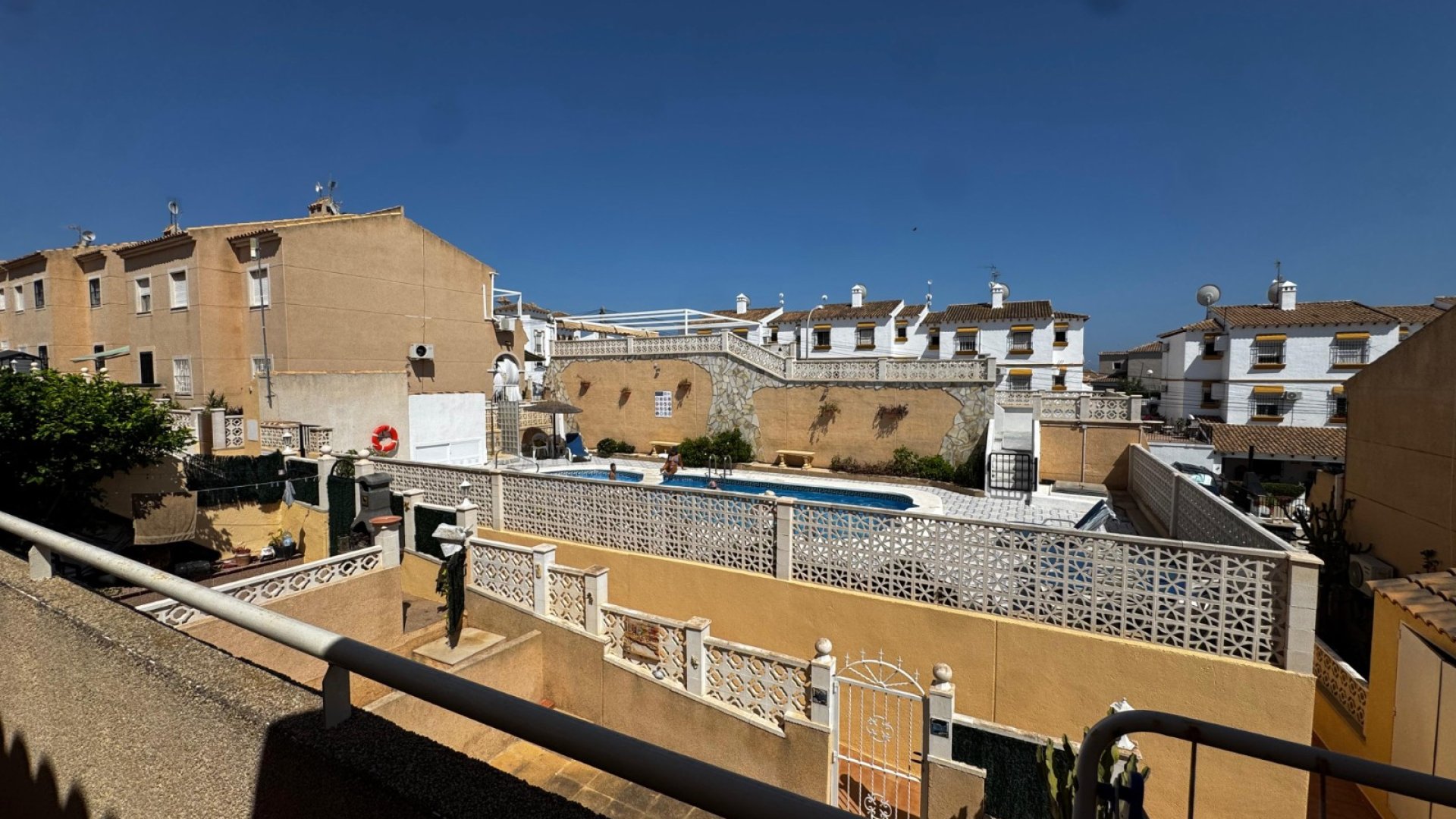 Resale - Apartments -
San Miguel de Salinas - Blue Lagoon