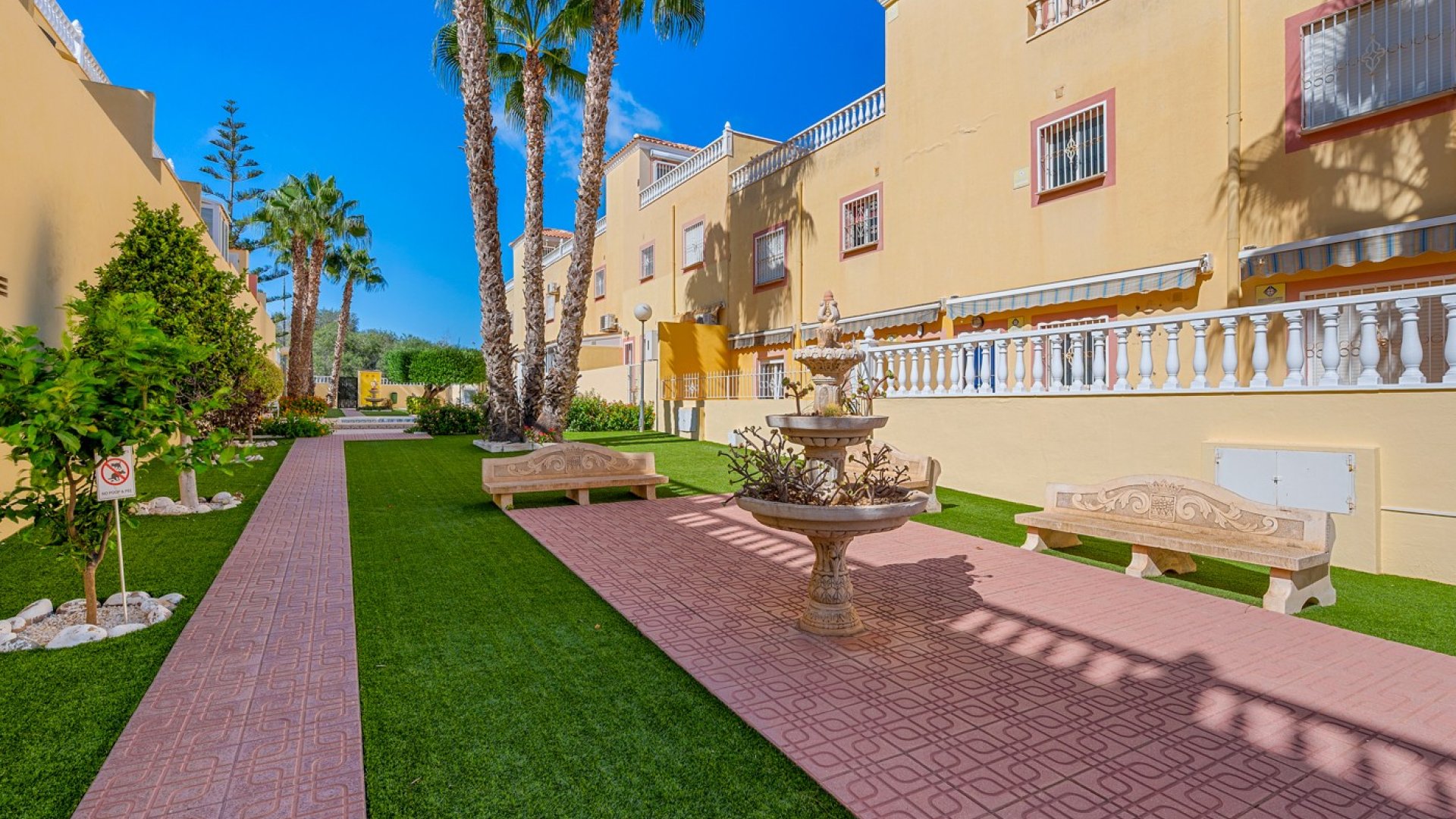 Resale - Apartments -
San Miguel de Salinas - Orihuela Costa