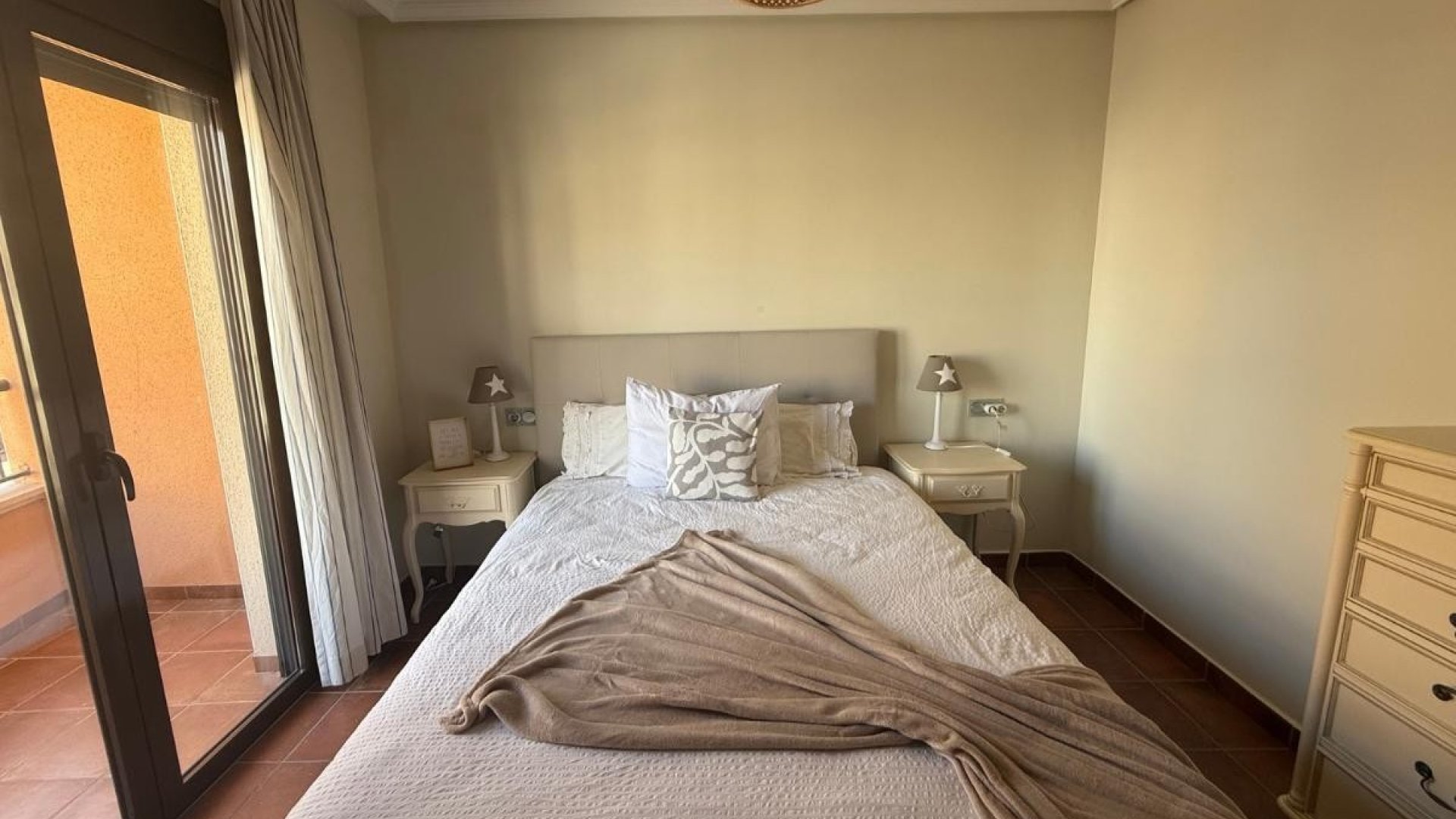 Resale - Apartments -
San Miguel de Salinas