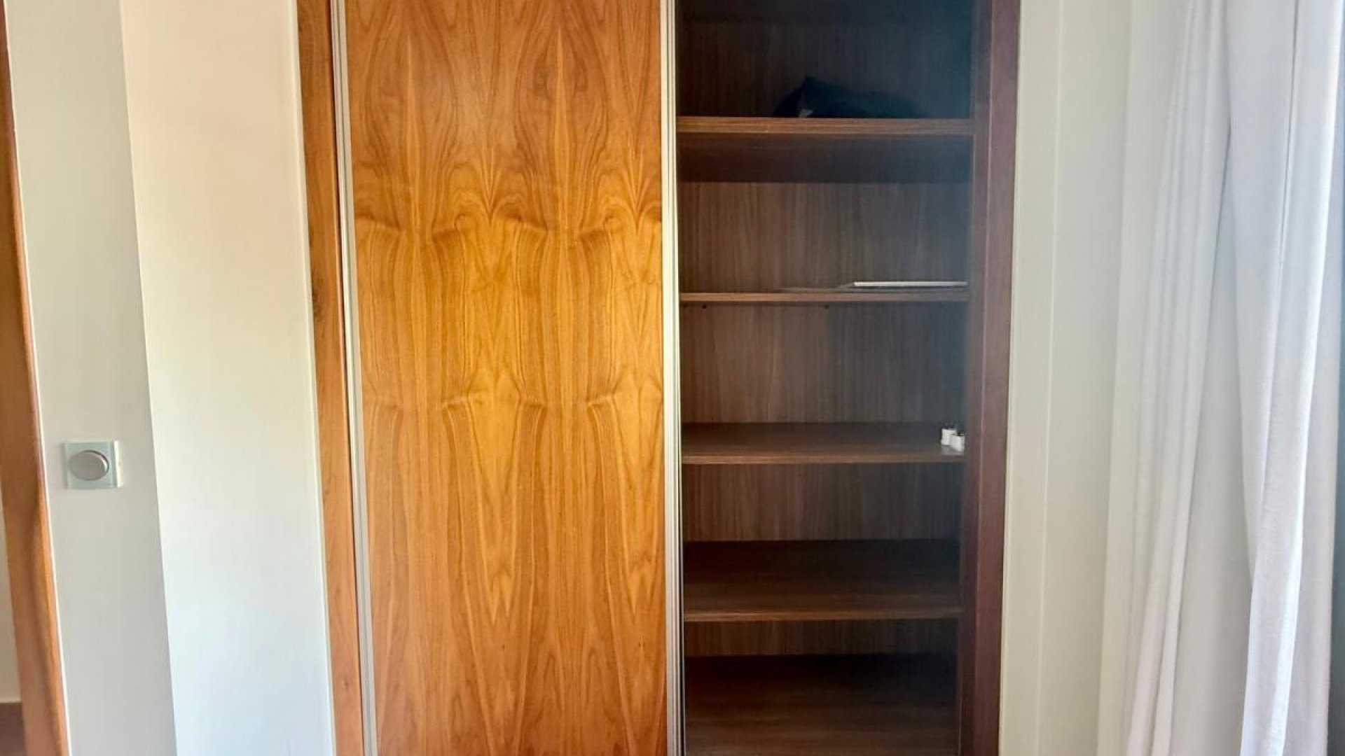 Resale - Apartments -
San Miguel de Salinas