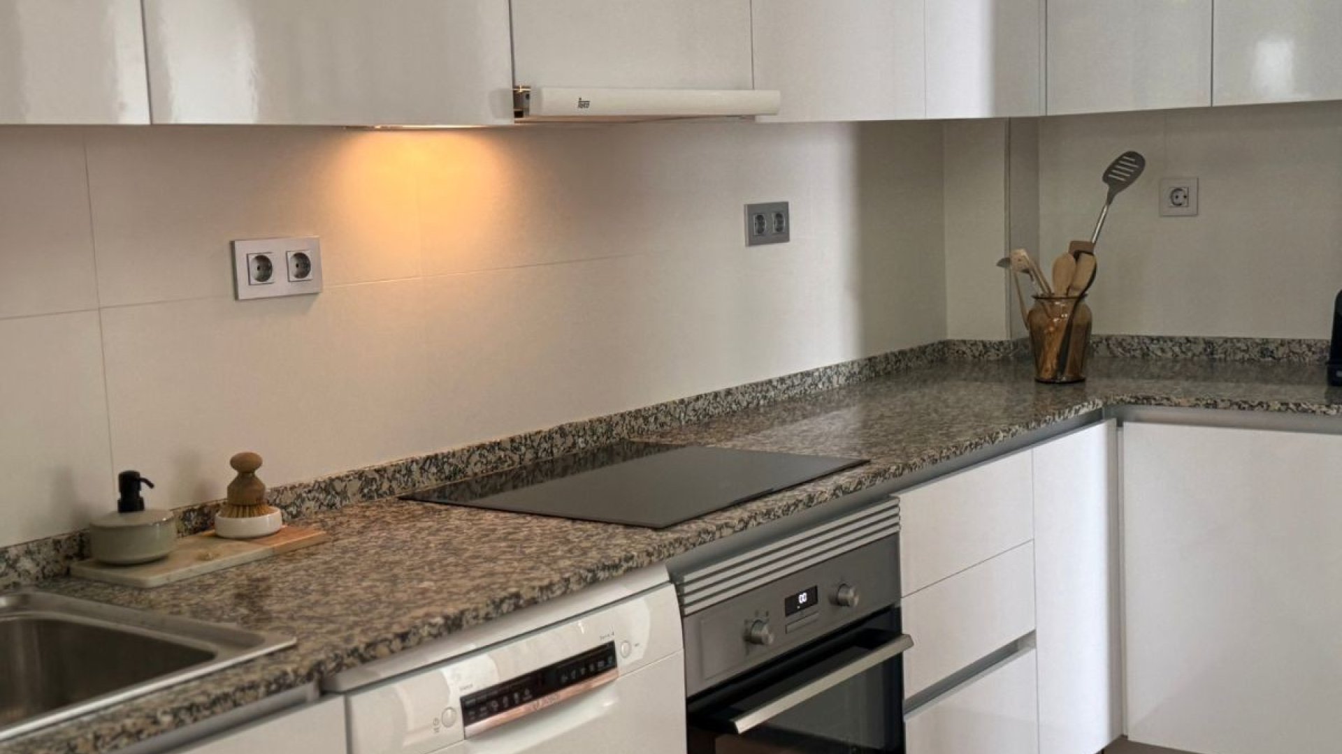 Resale - Apartments -
San Miguel de Salinas