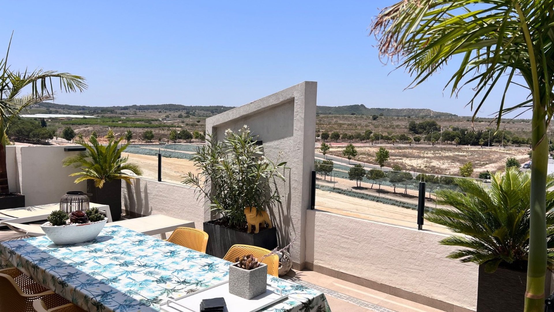 Resale - Apartments -
San Miguel de Salinas