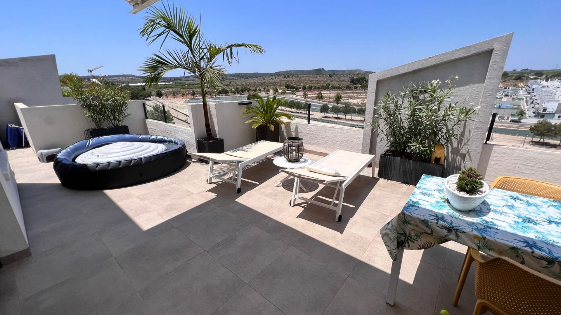 Resale - Apartments -
San Miguel de Salinas