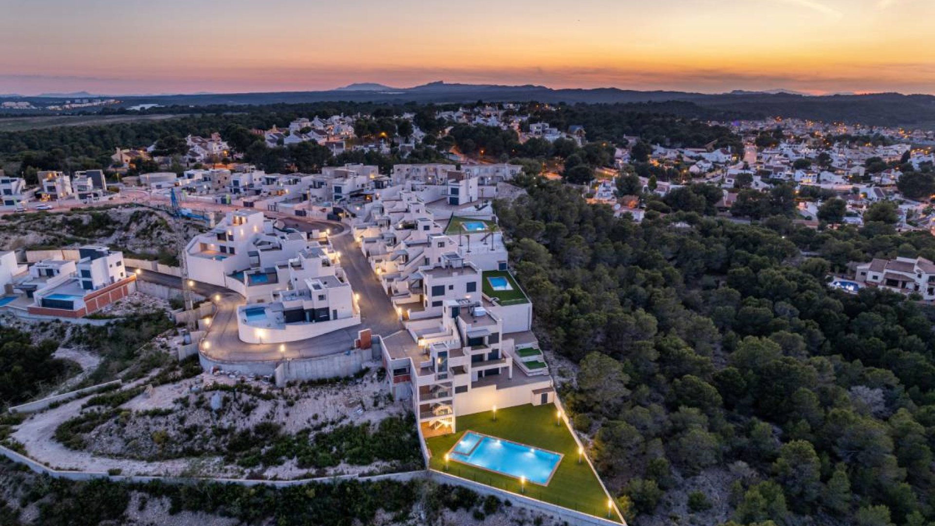 Resale - Apartments -
San Miguel de Salinas
