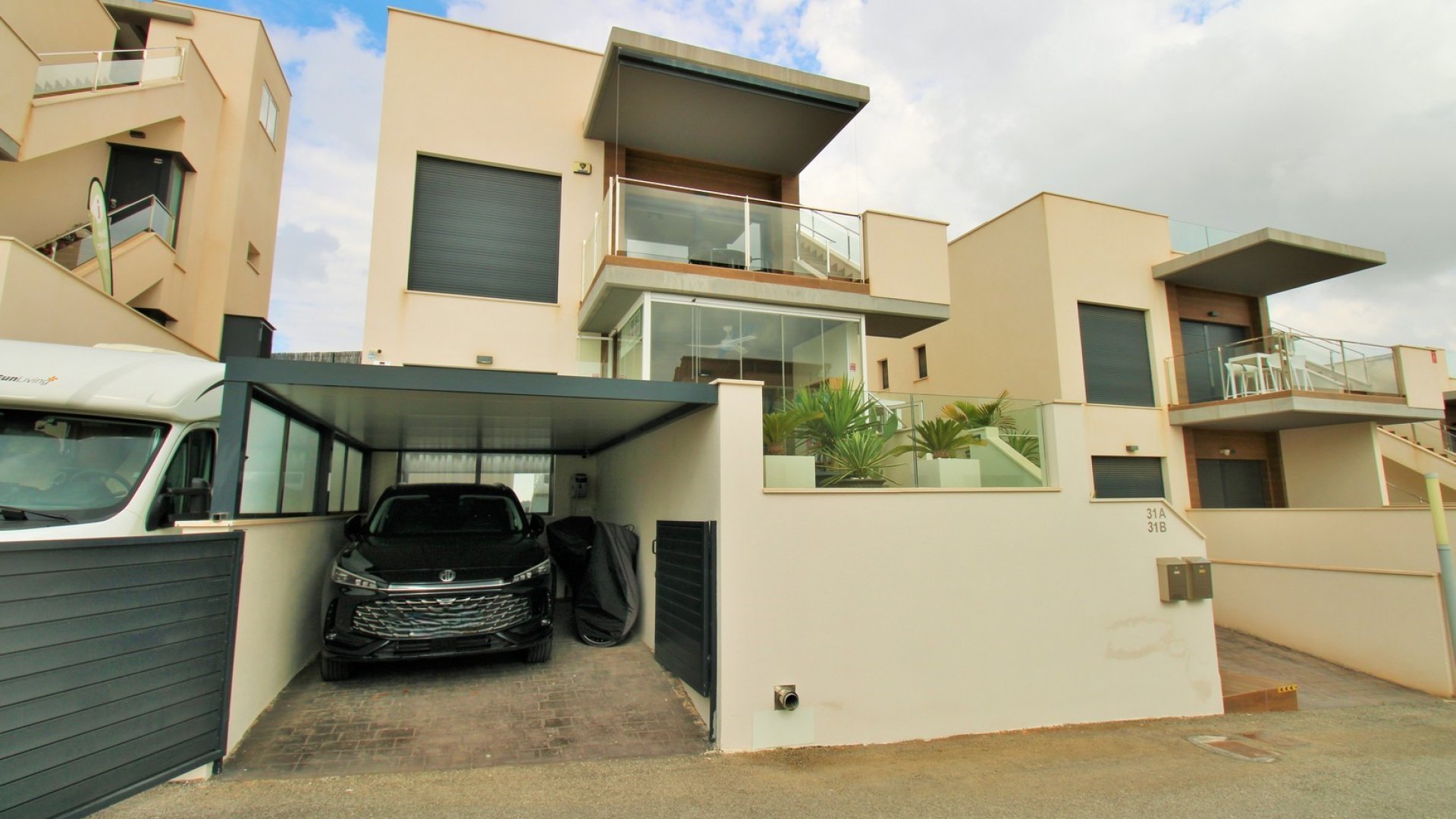 Resale - Apartments -
San Miguel de Salinas