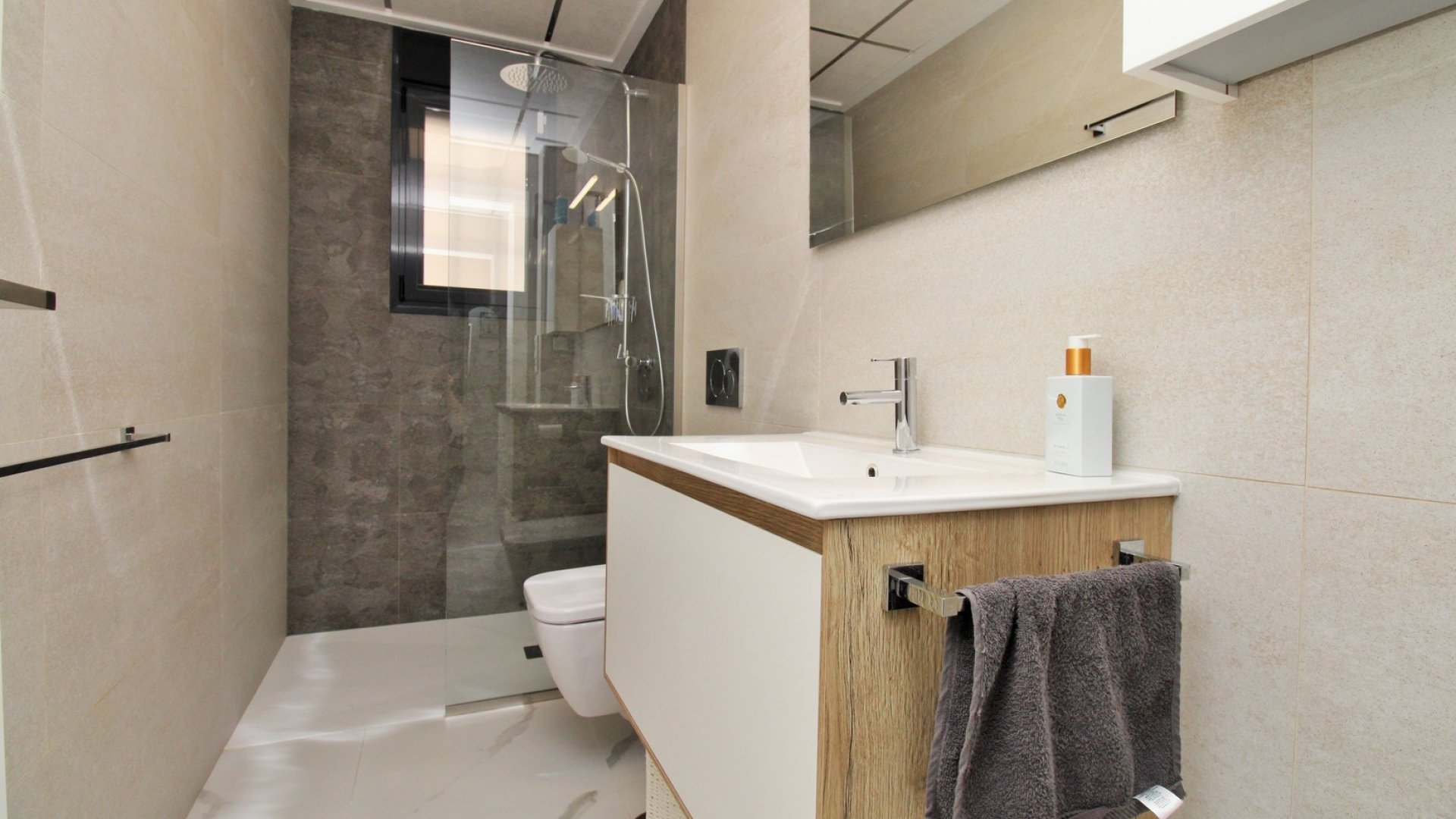 Resale - Apartments -
San Miguel de Salinas