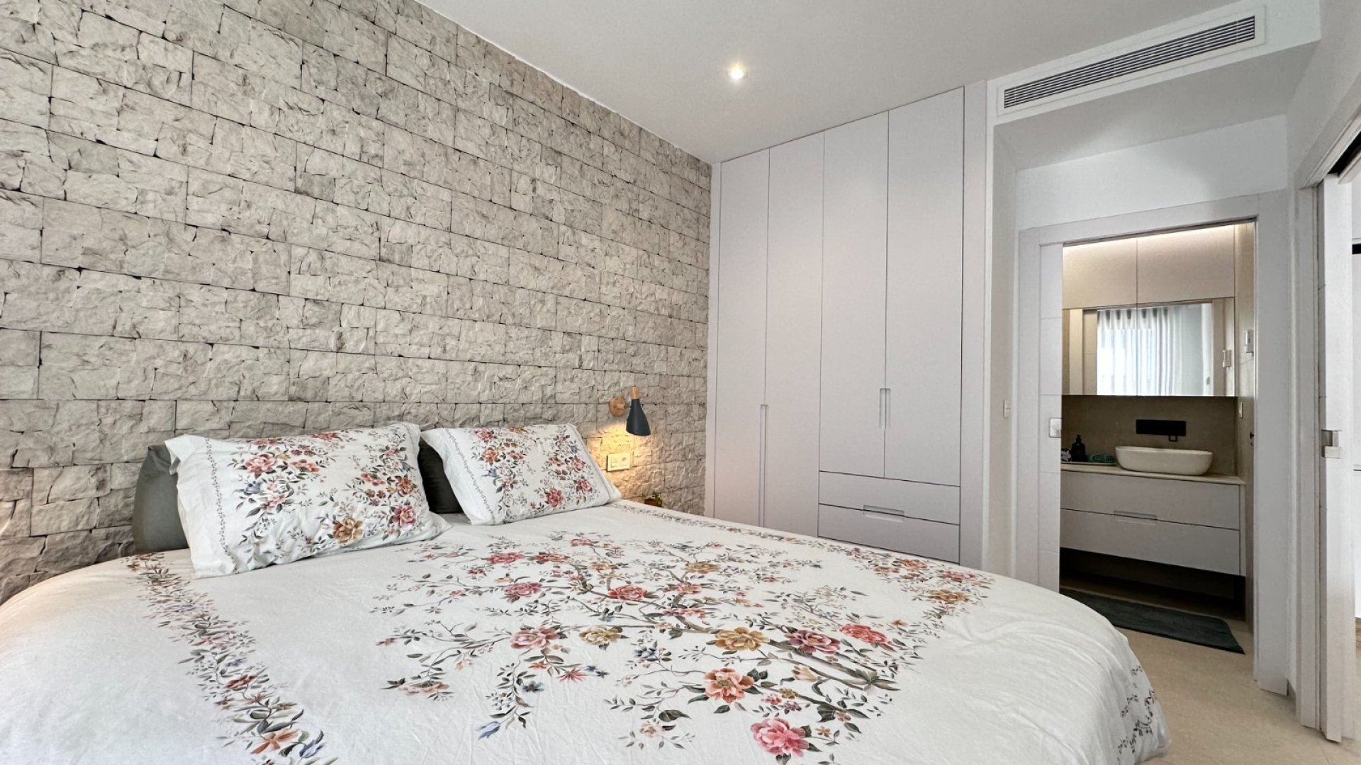 Resale - Apartments -
San Pedro del Pinatar