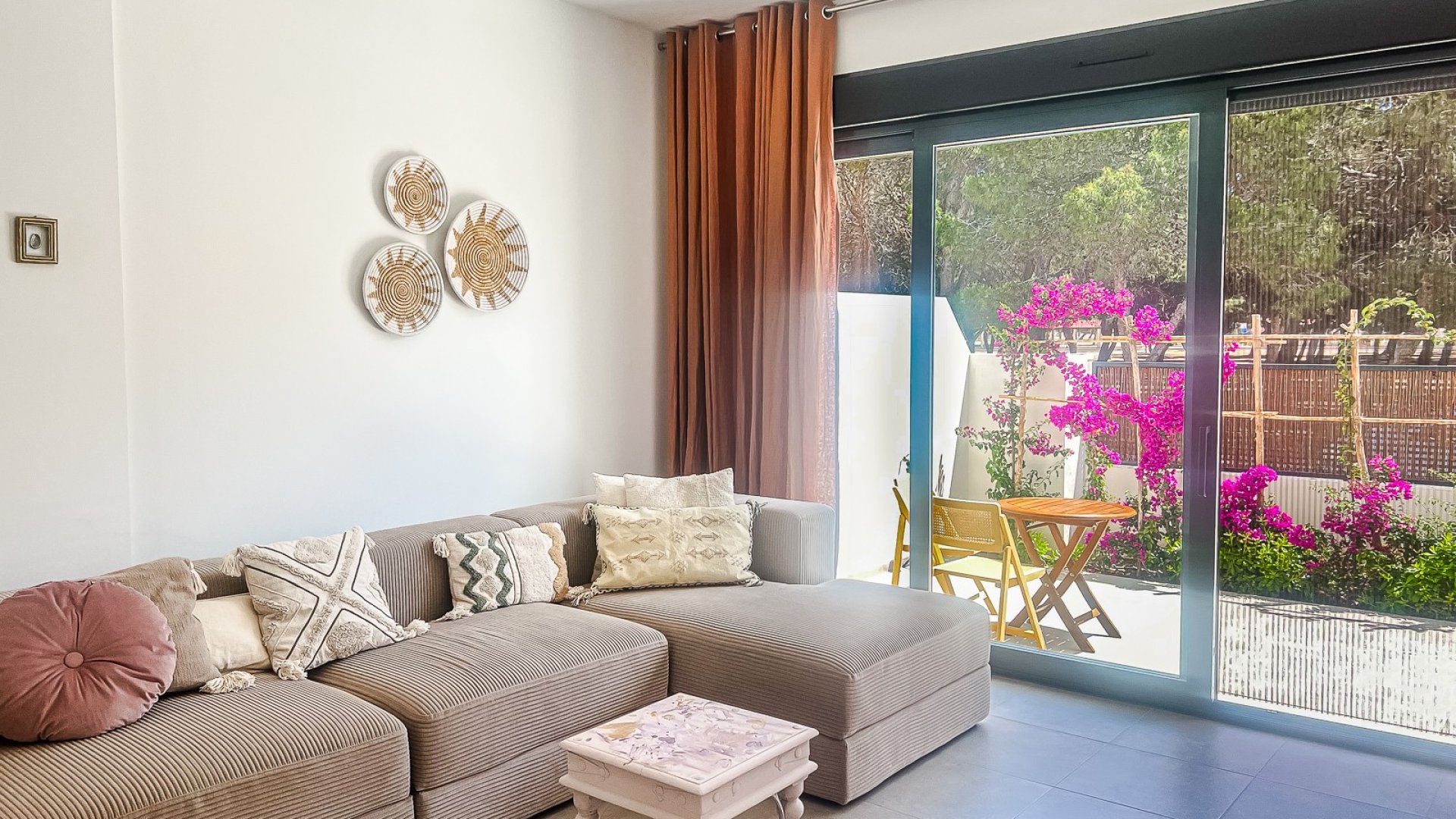 Resale - Apartments -
Santiago de la Ribera - zona san blas