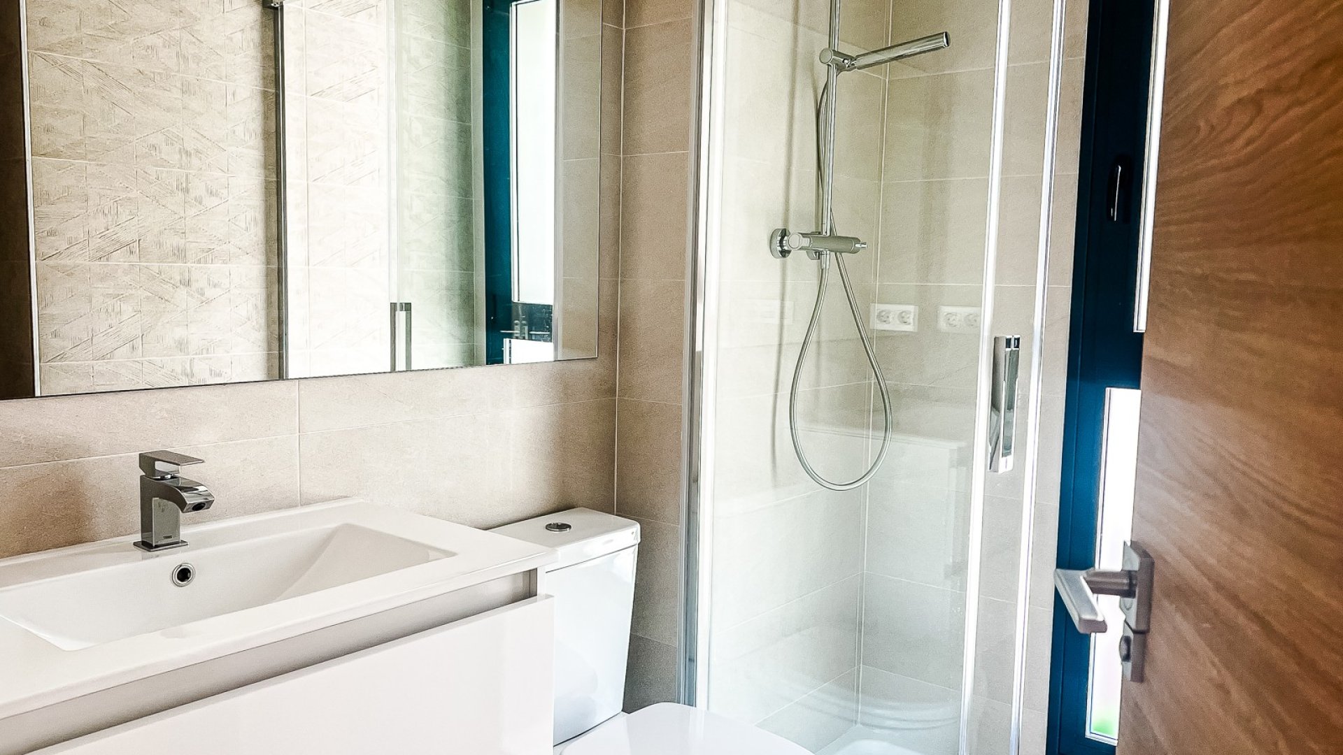Resale - Apartments -
Santiago de la Ribera - zona san blas