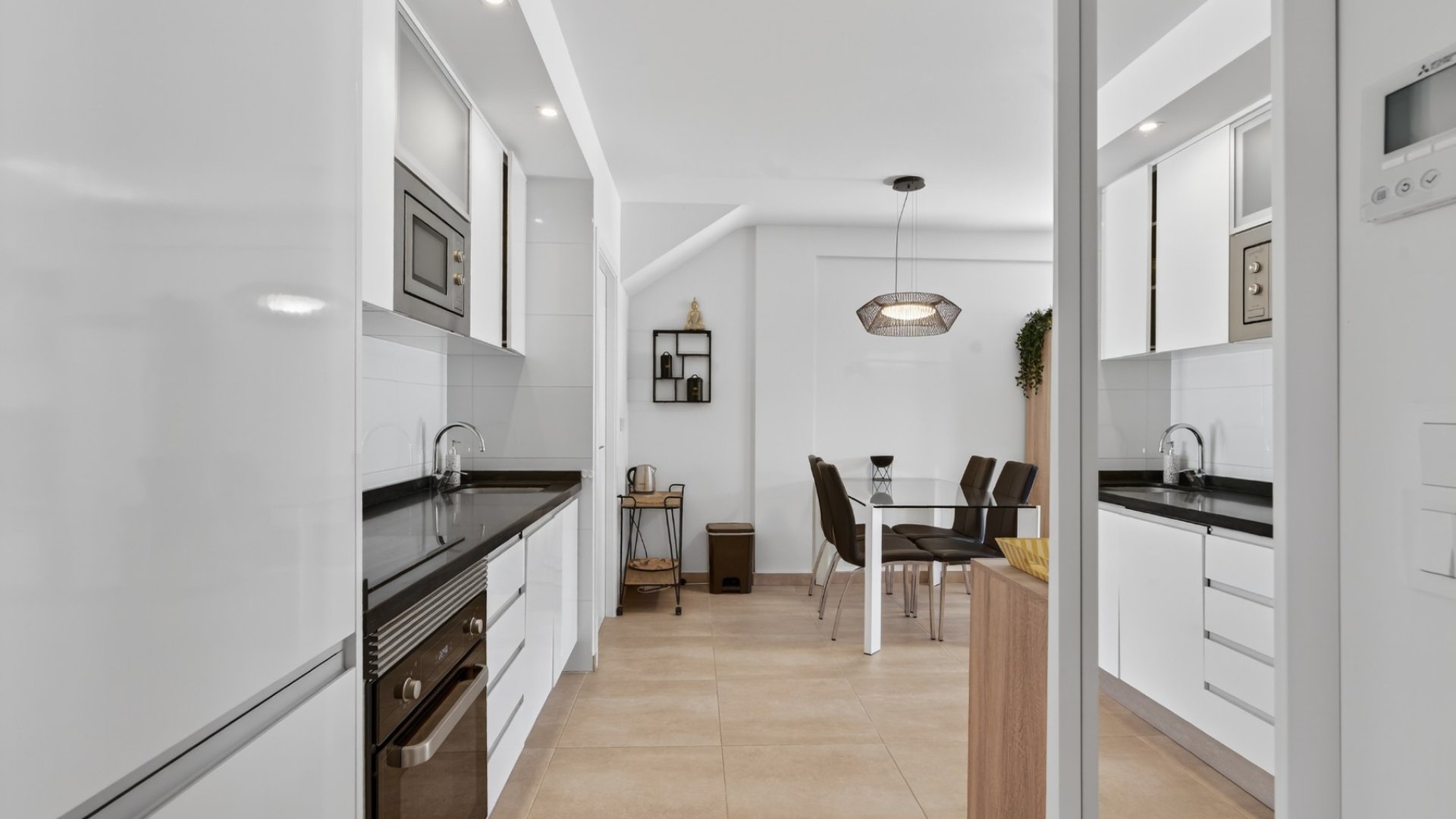 Resale - Apartments -
Torrevieja - Aguas Nuevas