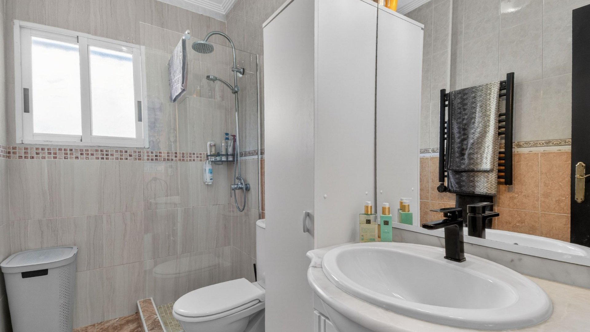 Resale - Apartments -
Torrevieja - Aguas Nuevas